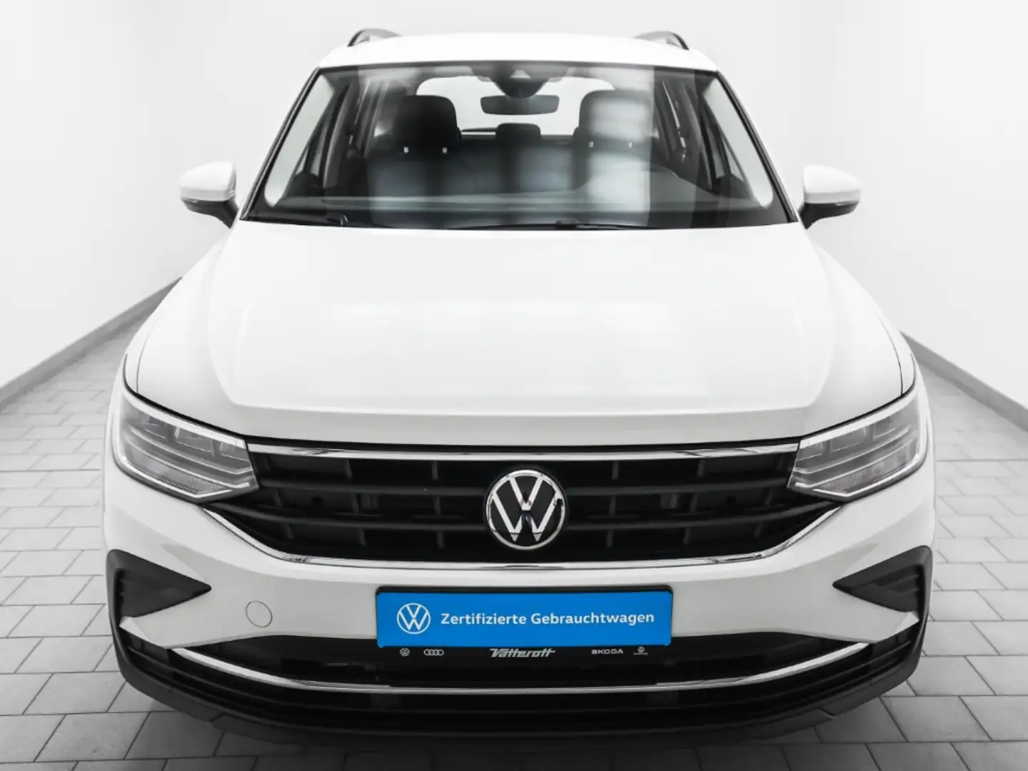 Volkswagen Tiguan 1.4 TSI eHybrid LIFE Navi ACC Kamera Weiß - 2