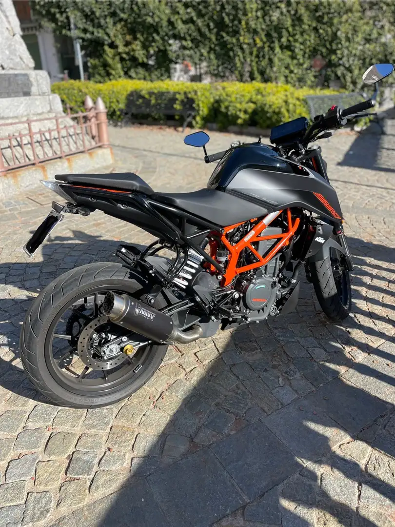 KTM 390 Duke - 2
