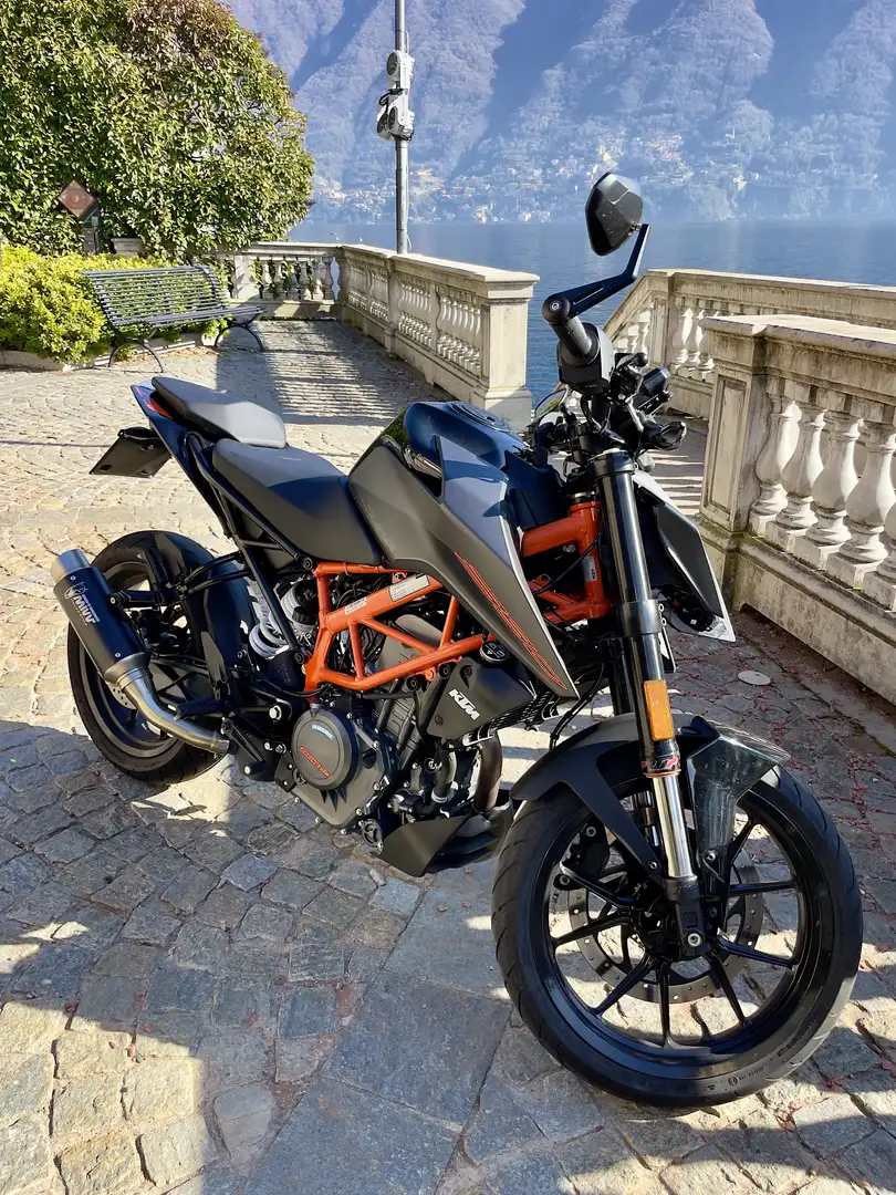 KTM 390 Duke - 1