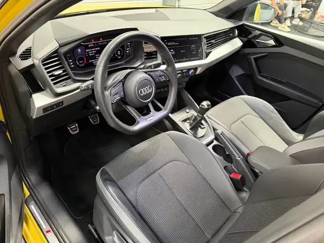 Audi A1 view 10