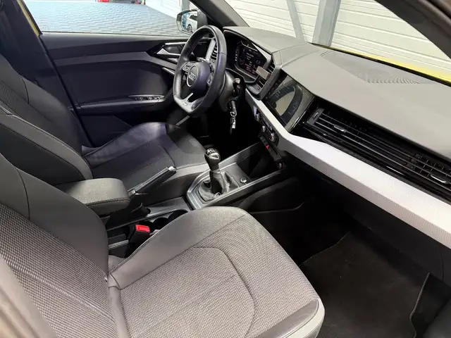 Audi A1 view 13