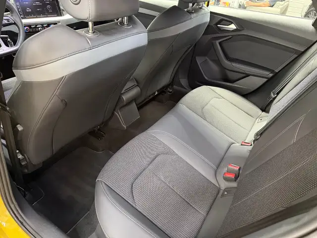 Audi A1 view 11
