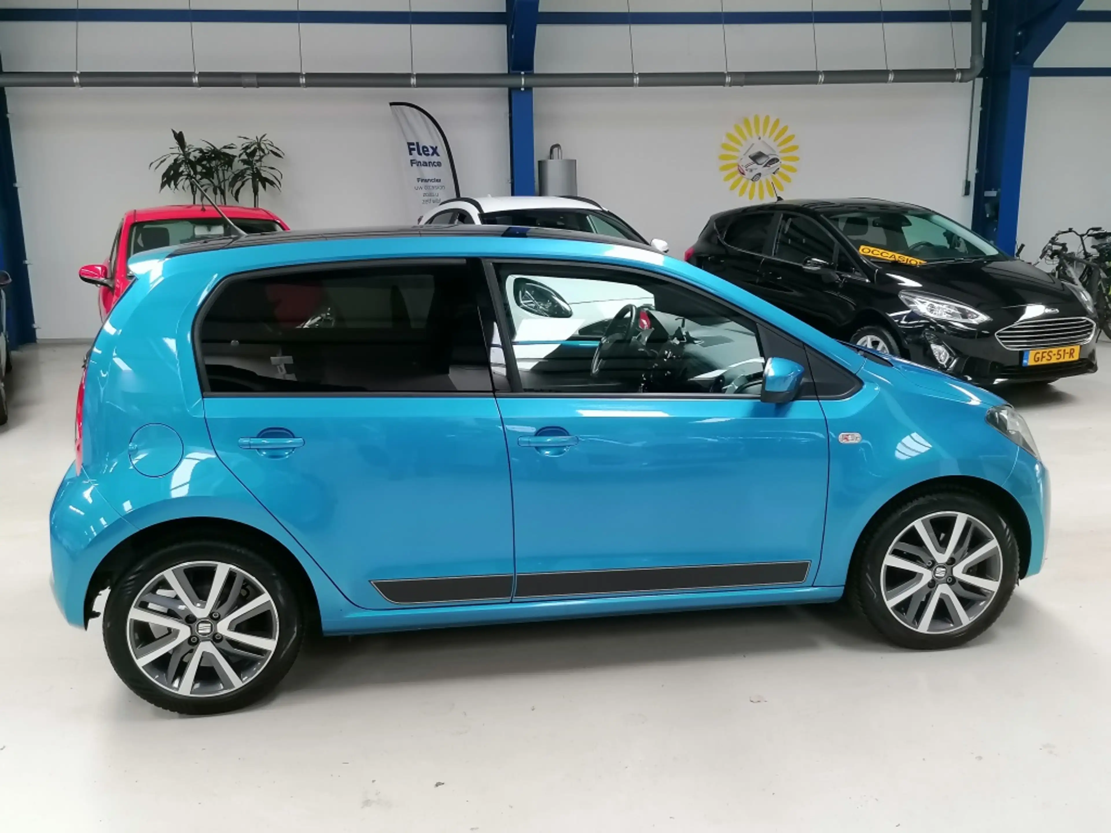 SEAT Mii 1.0 Sport Connect — photo 13