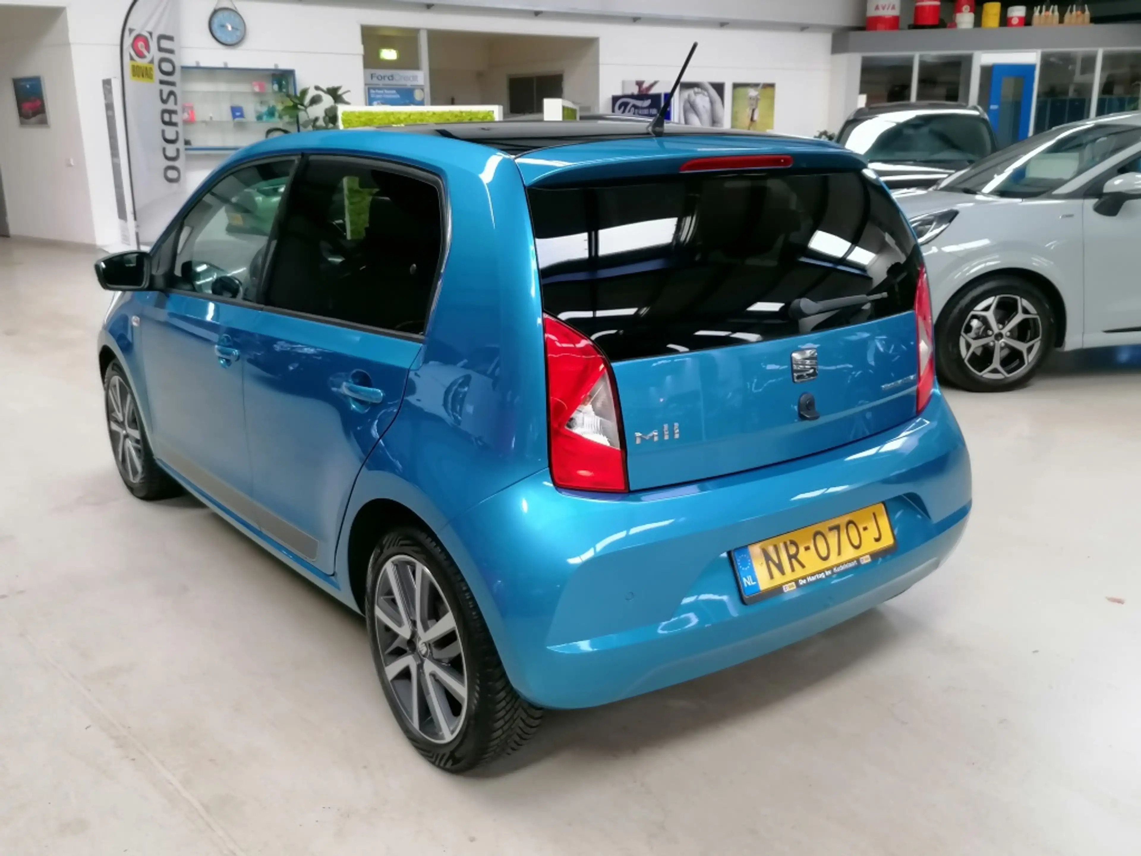 SEAT Mii 1.0 Sport Connect — photo 15