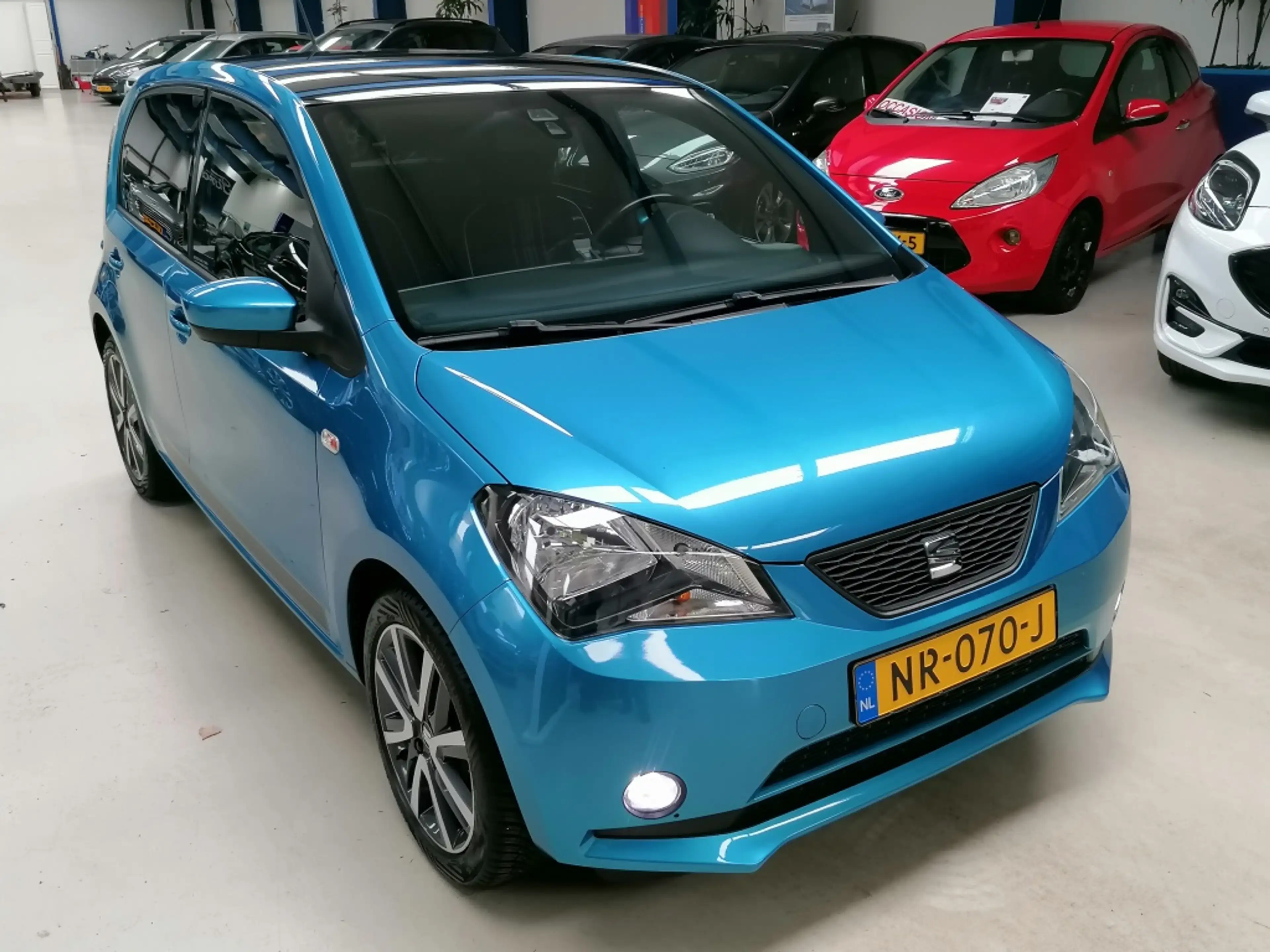 SEAT Mii 1.0 Sport Connect — photo 12