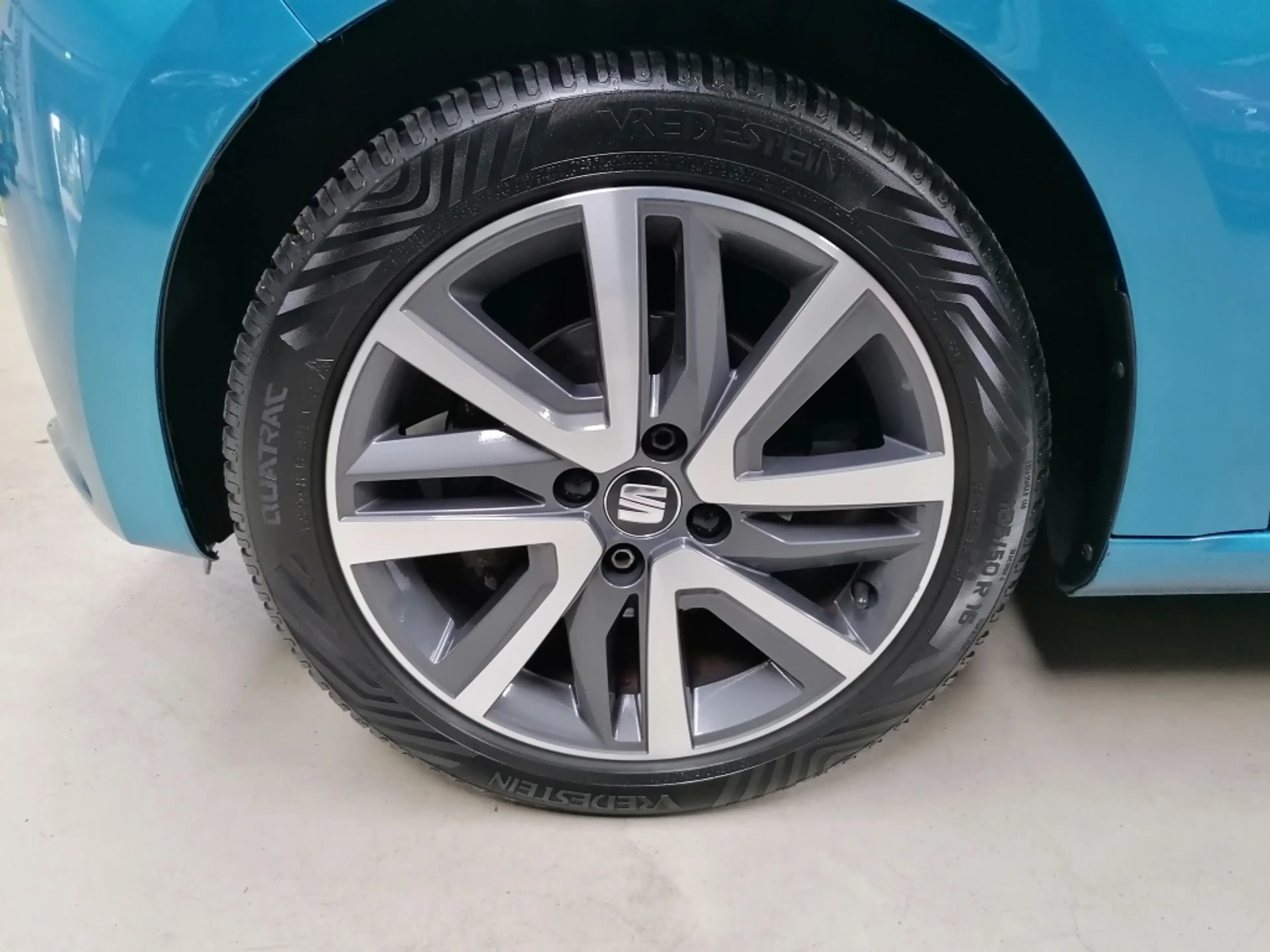SEAT Mii 1.0 Sport Connect — photo 3