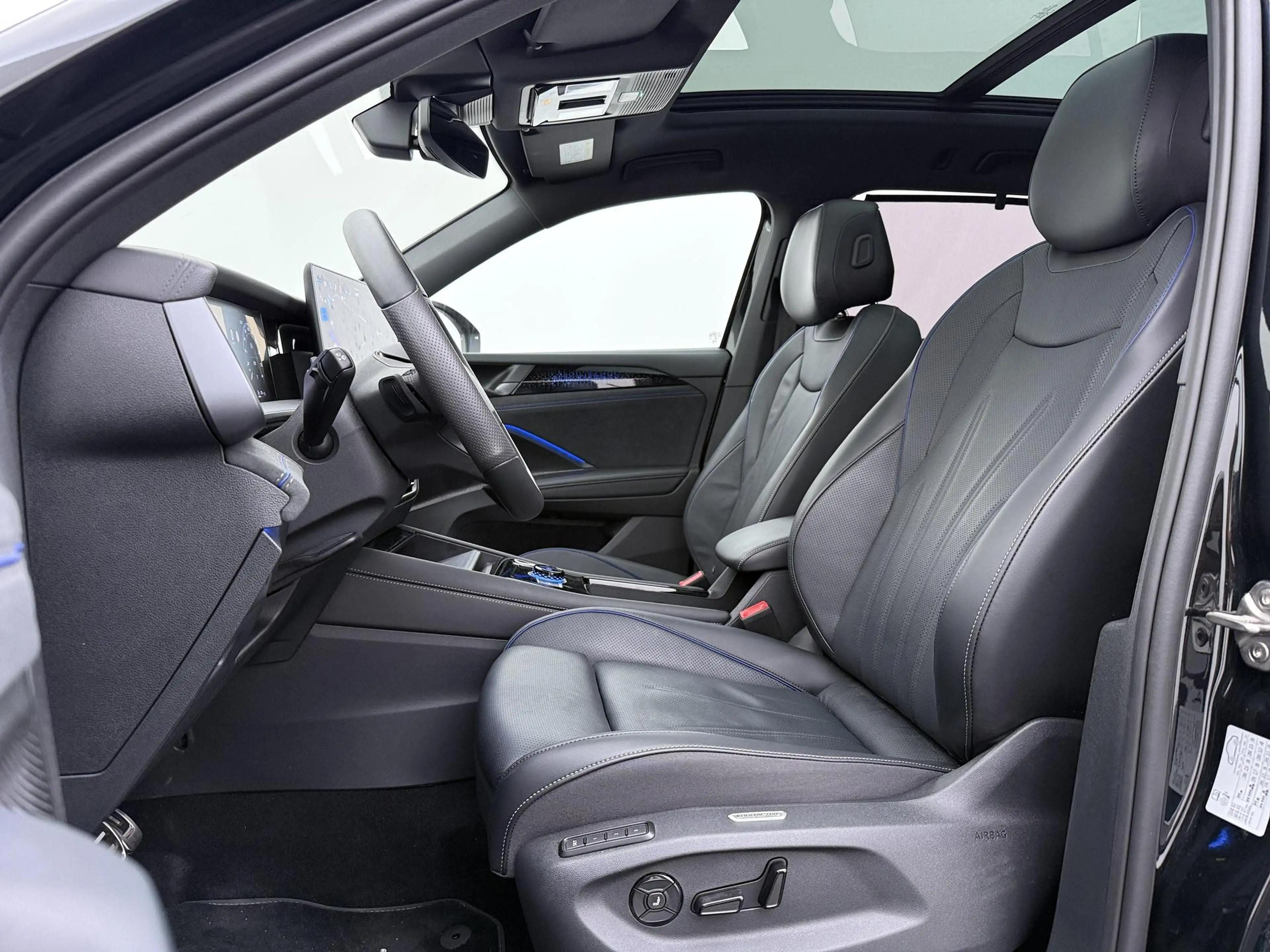 Volkswagen Tayron 1.5 eHybrid R-Line Edition | Pano dak | Leder | Ha — photo 4