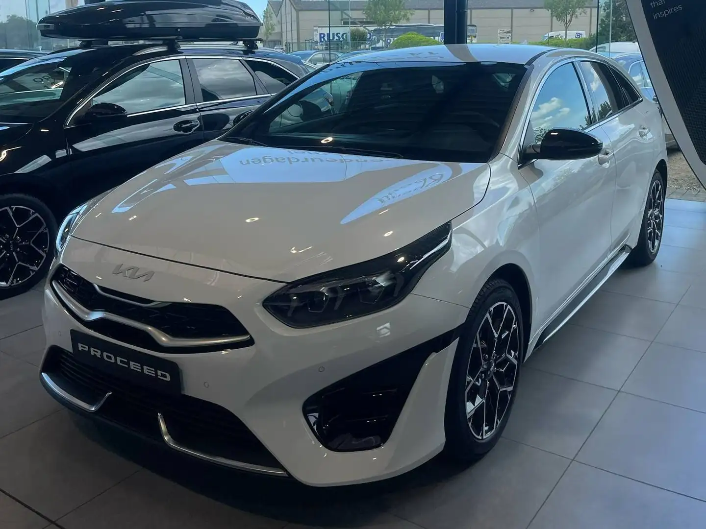 Kia ProCeed / pro_cee'd 1.5 T-GDi GT-Line ISG Blanc - 1
