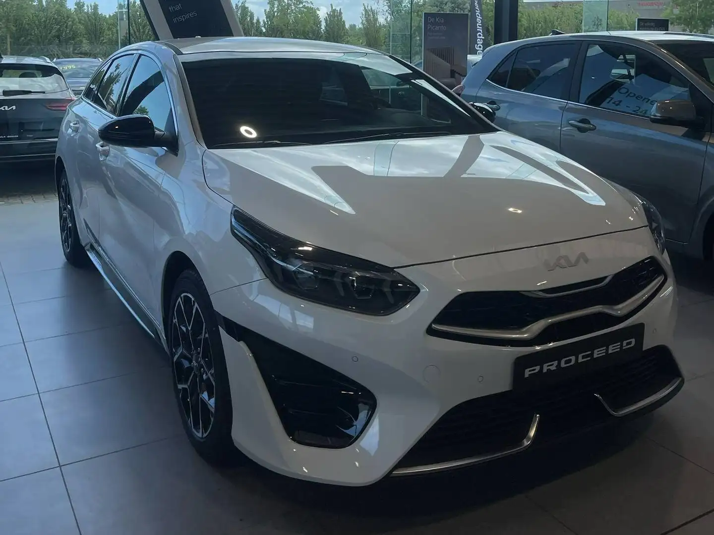 Kia ProCeed / pro_cee'd 1.5 T-GDi GT-Line ISG Blanc - 2