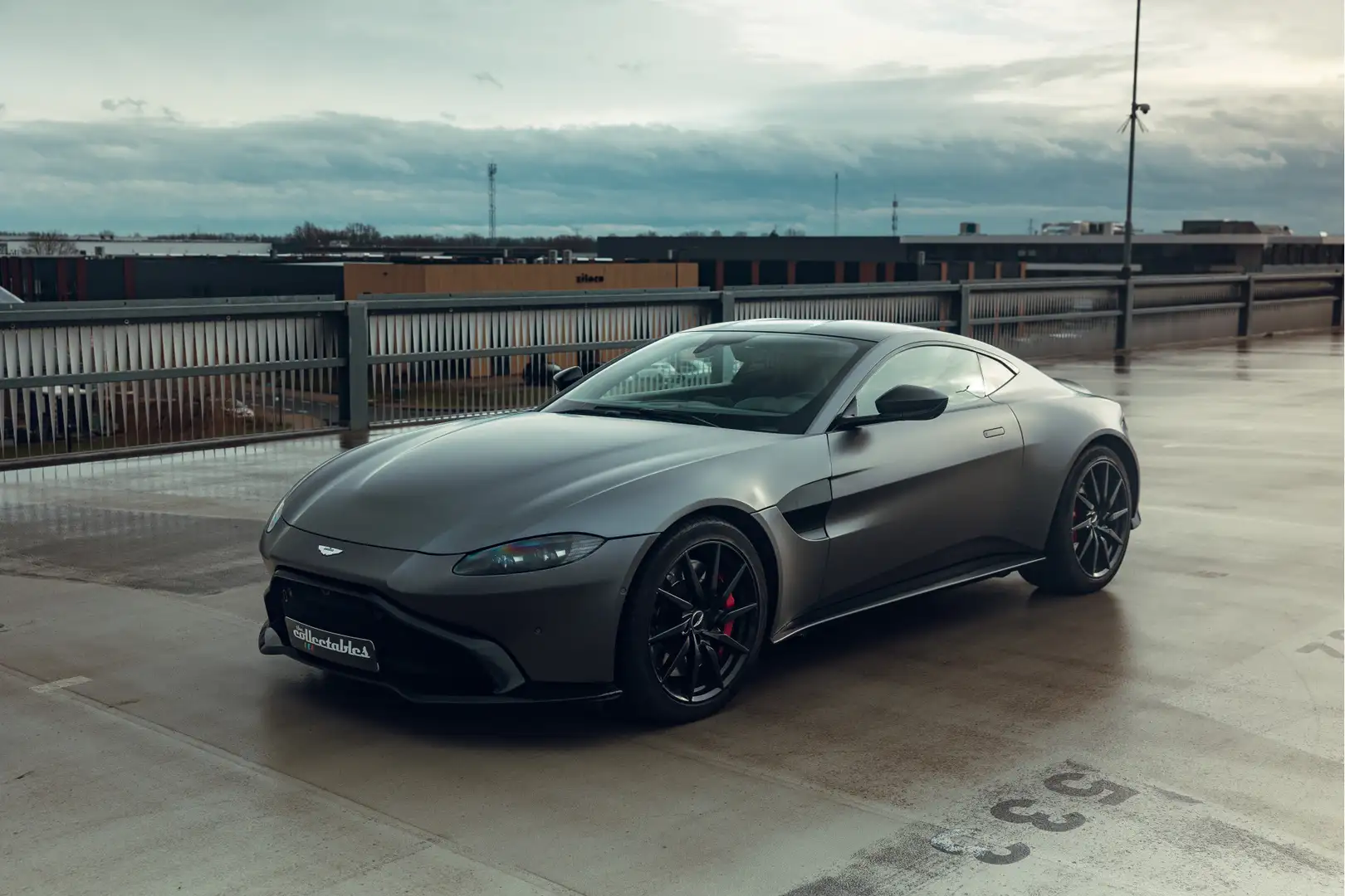 Aston Martin Vantage 4.0 V8 Bleu - 1