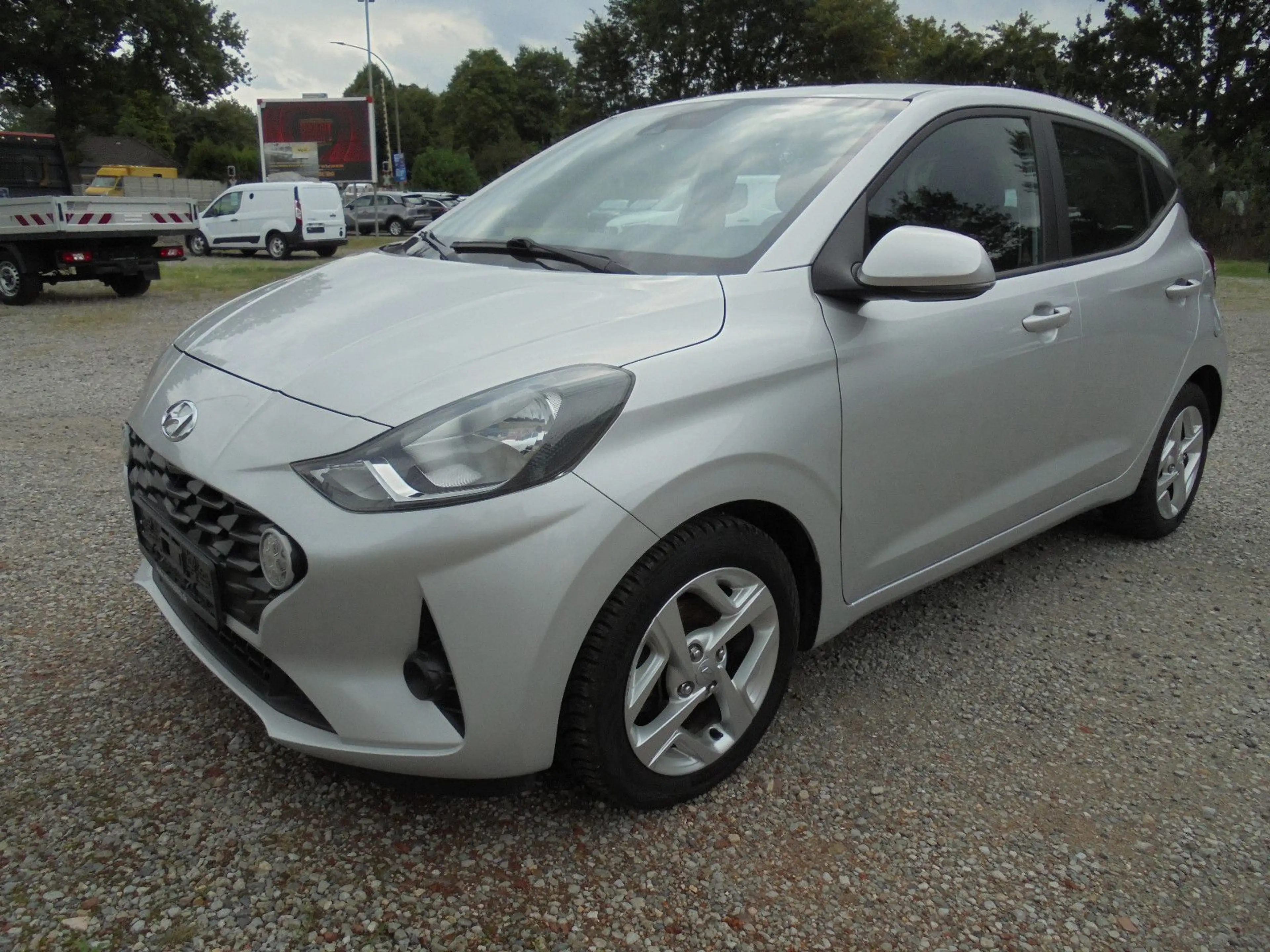 Hyundai i10 Trend 1.0 12V Limousine 5-türig 1. Hand DAB