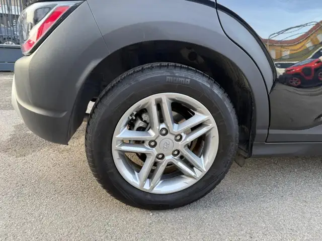 Hyundai Kona view 10