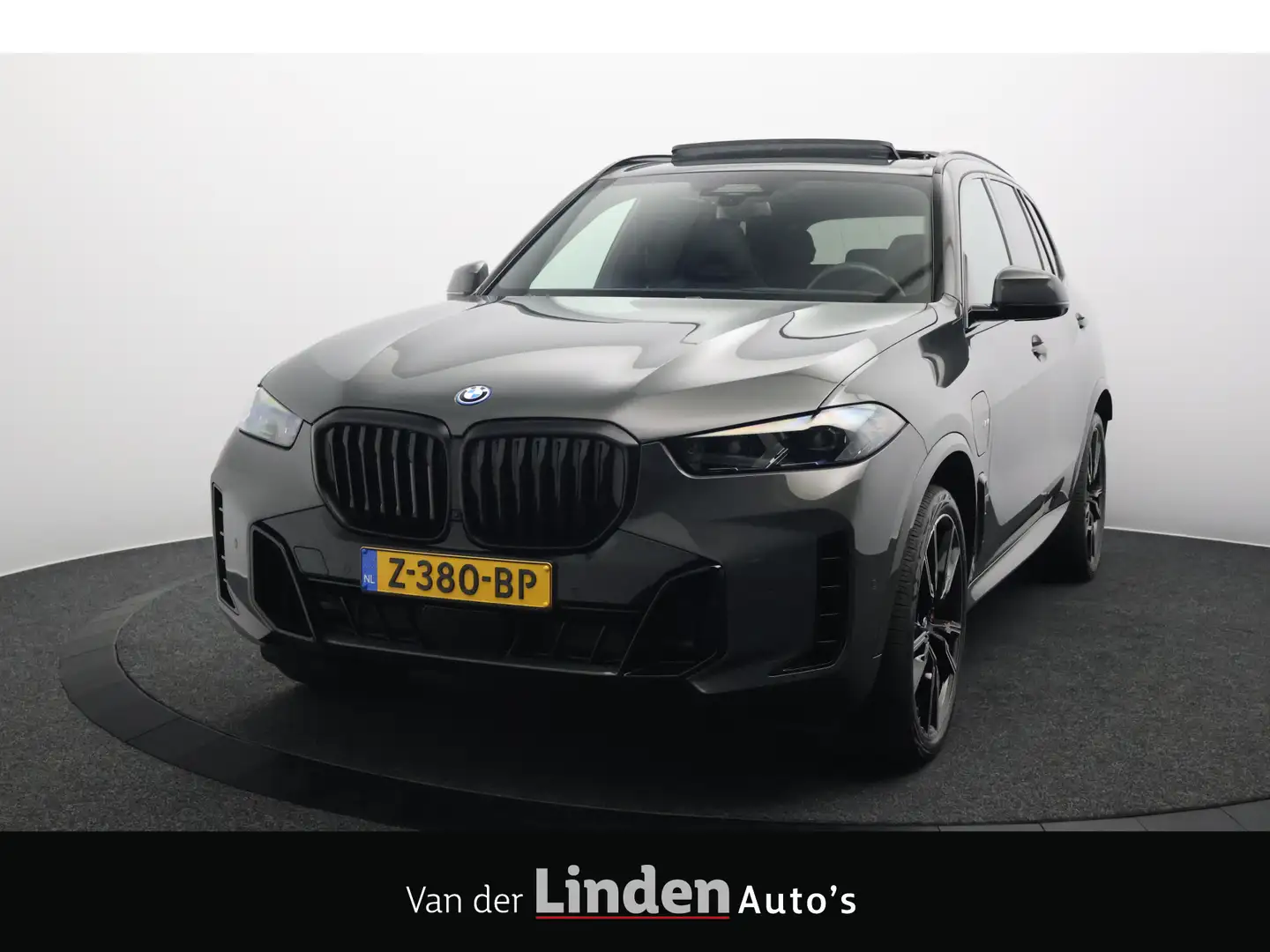 BMW X5 xDrive50e M-Sport Pro 490 PK | Panoramadak | Head- Grijs - 1