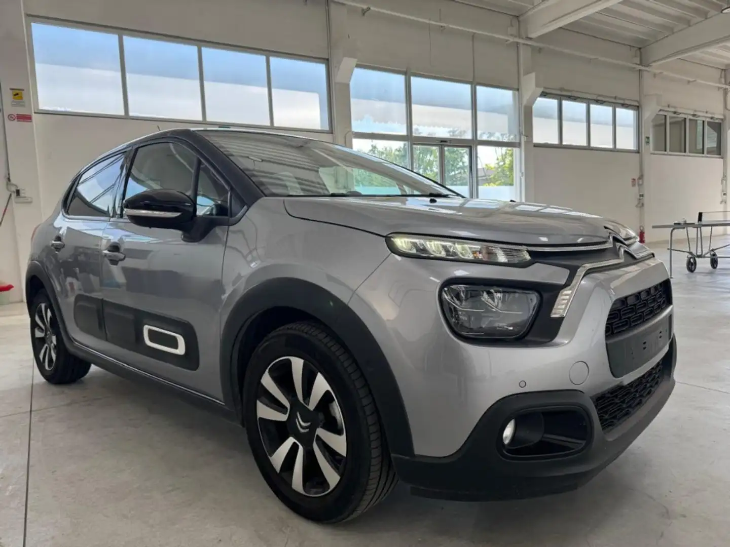 Citroen C3 PureTech 110 S&S Shine Pack Unicoproprietario Grigio - 2