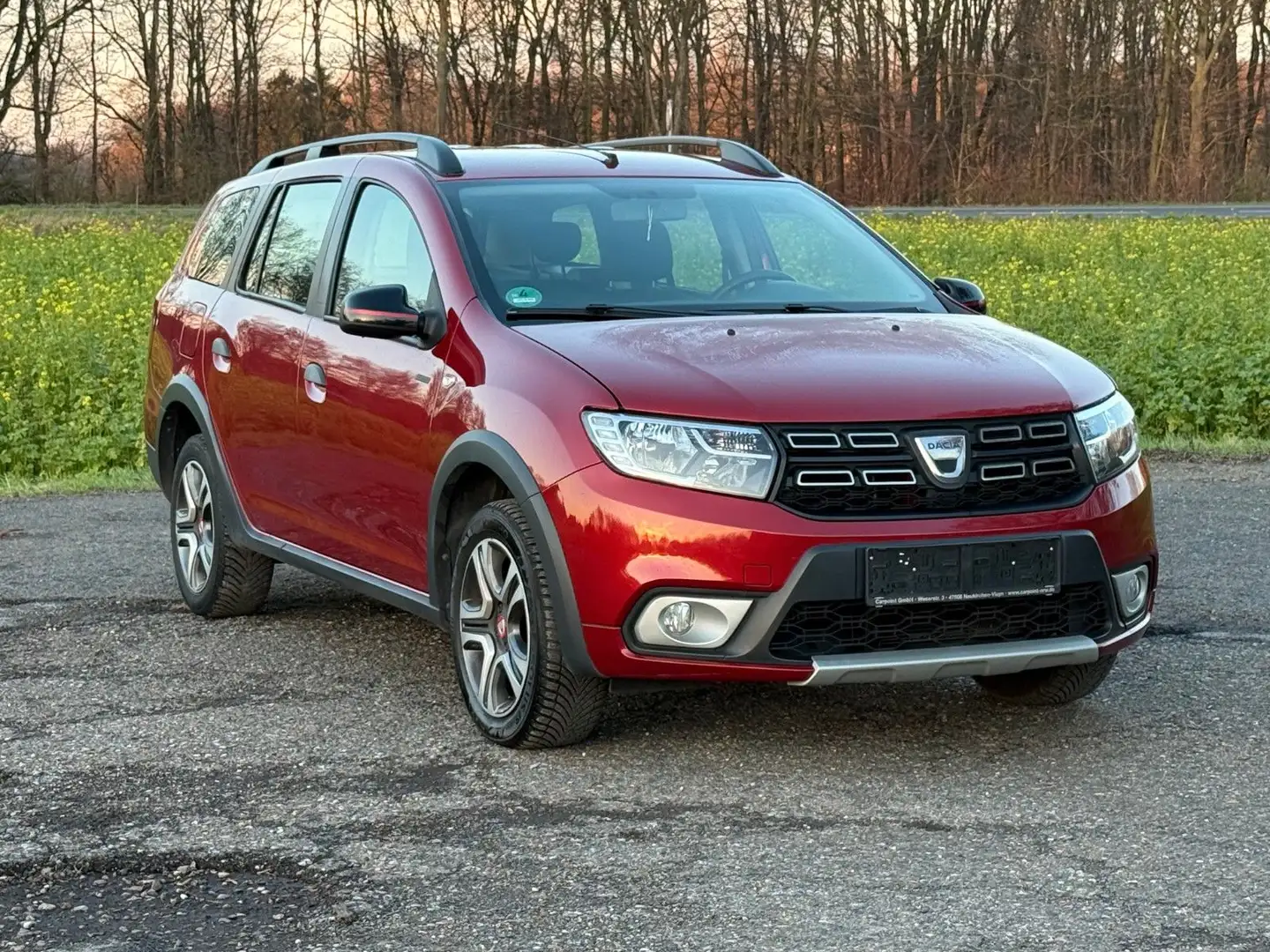 Dacia Logan MCV II Kombi TCe 90 Stepway Kamera Navi Rot - 2