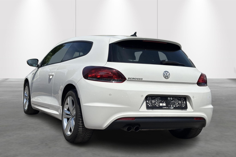 Volkswagen Scirocco 1.4 TSi 118kW Black Wind — photo 6