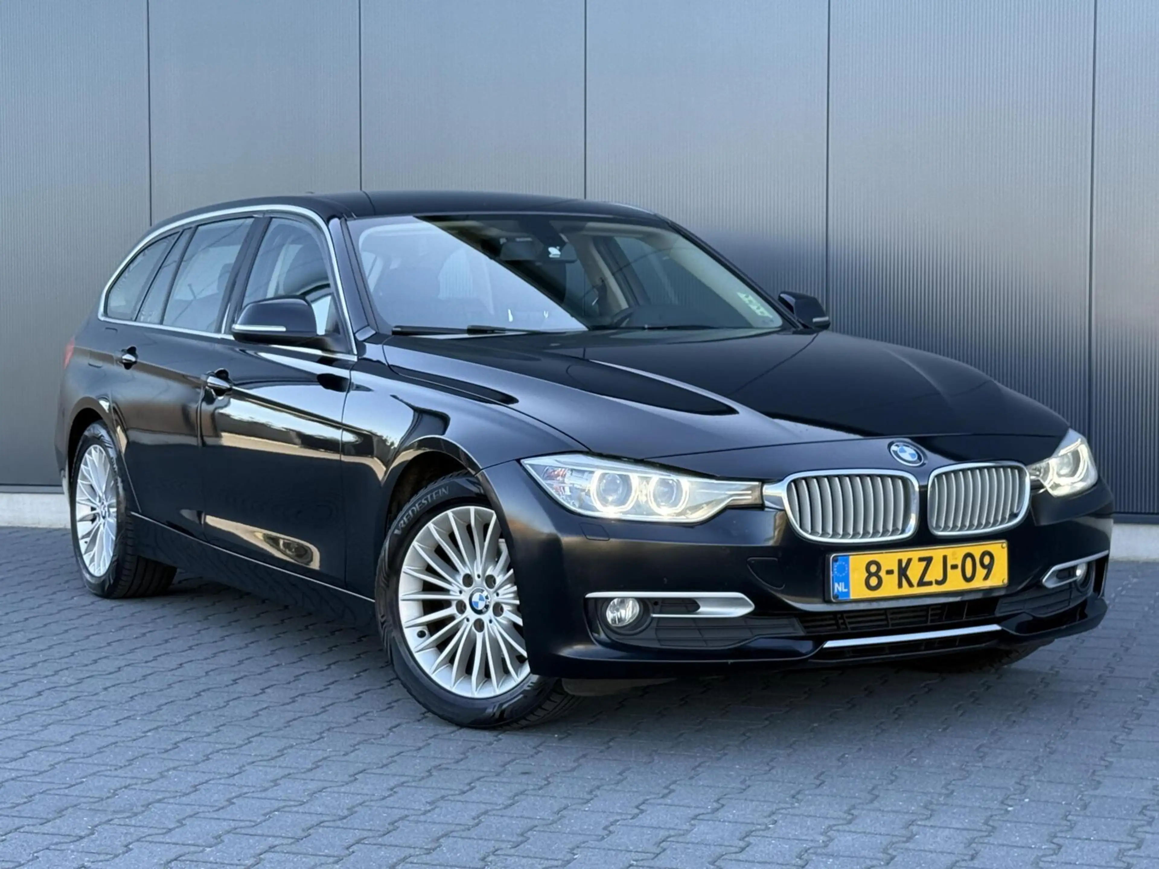BMW 316 3-serie Touring 316I Modern Leder - Navi - Xenon - — photo 2
