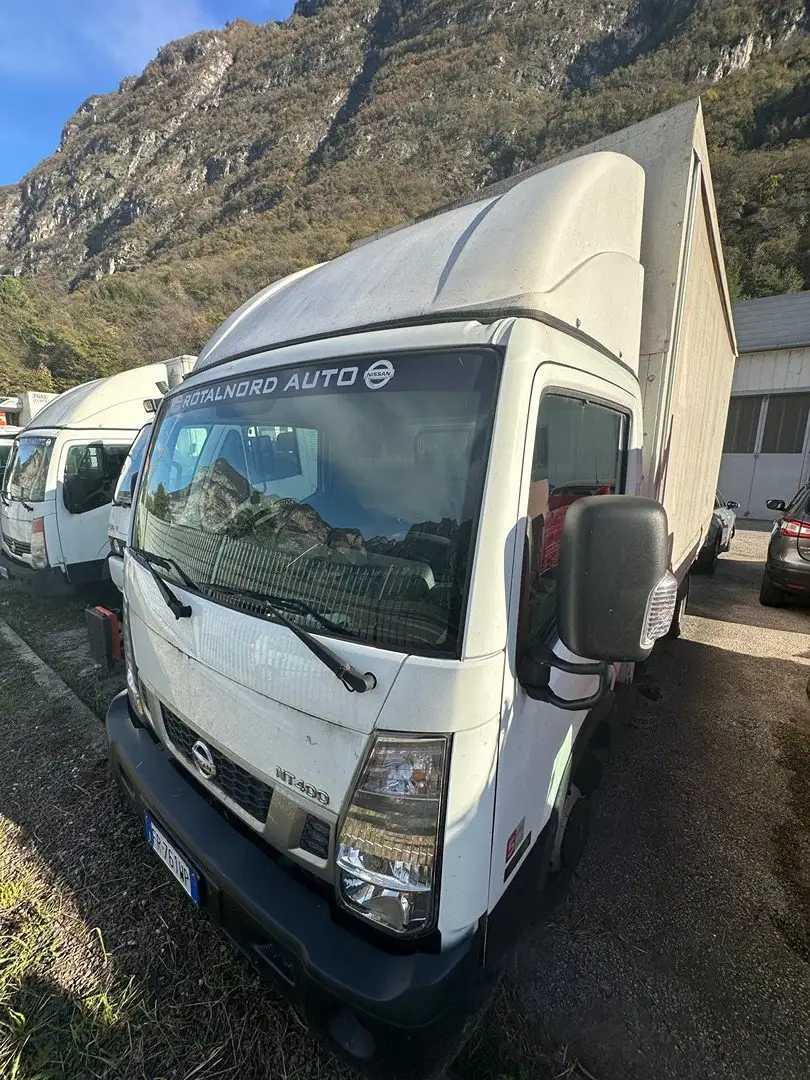 Nissan Cabstar NT400 35.13/3 E6 3085942 Blanc - 2