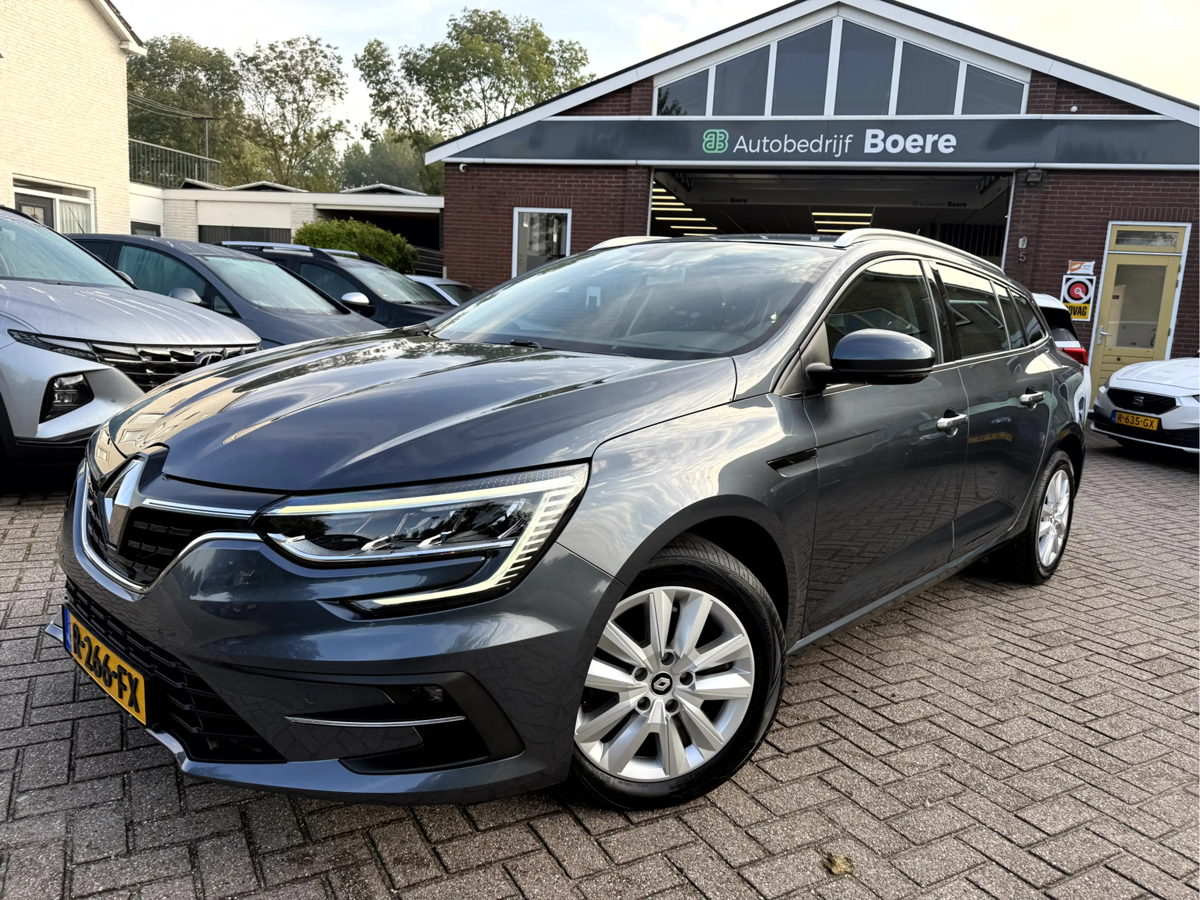 Renault Megane Estate 1.3 TCe 140pk Business NL. Auto, Camera, Ap
