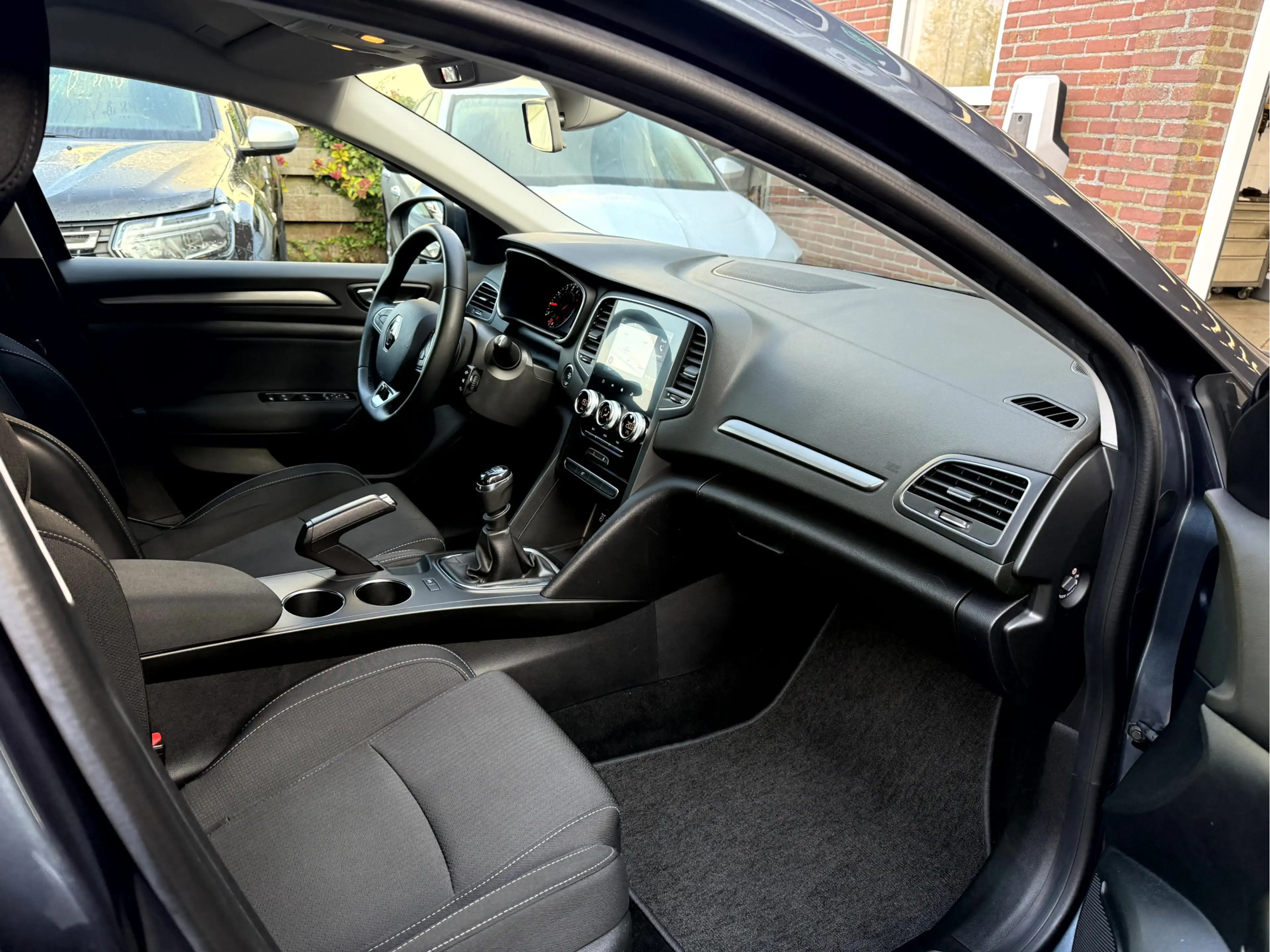 Renault Megane Estate 1.3 TCe 140pk Business NL. Auto, Camera, Ap — photo 18