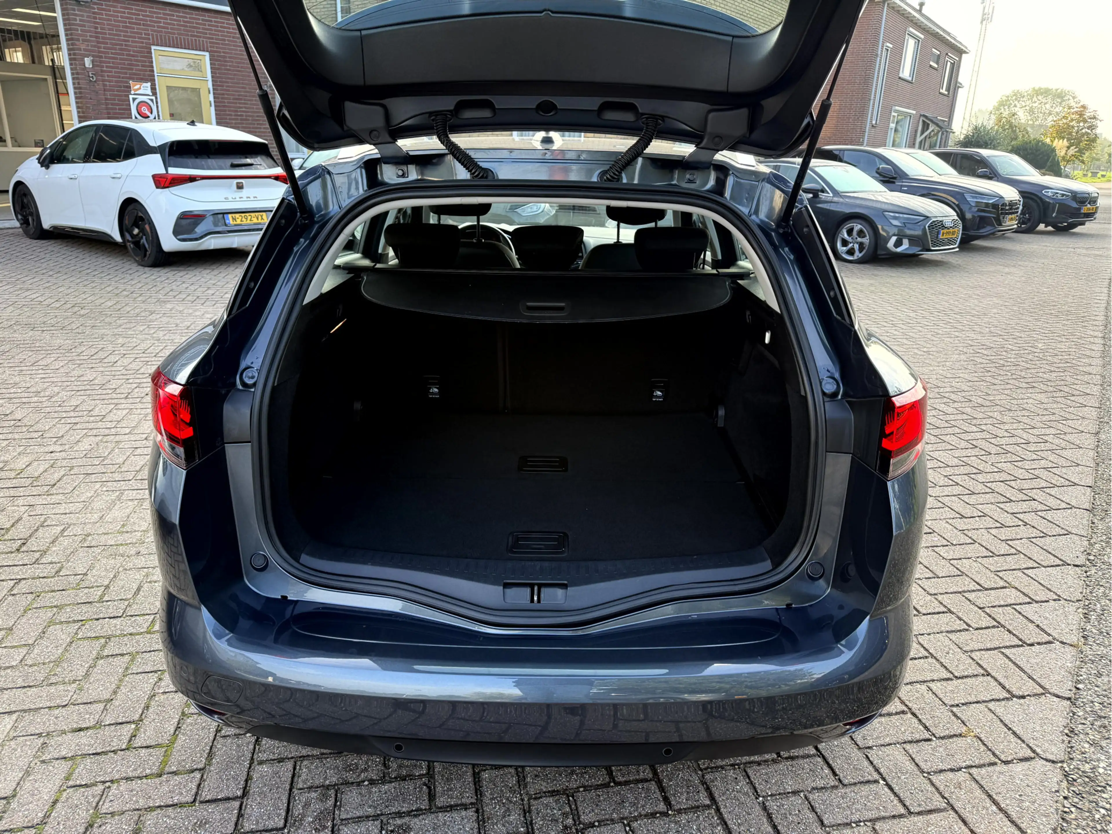 Renault Megane Estate 1.3 TCe 140pk Business NL. Auto, Camera, Ap — photo 14