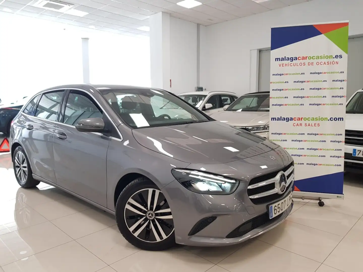 Mercedes-Benz B 180 180d 8G-DCT Gris - 1