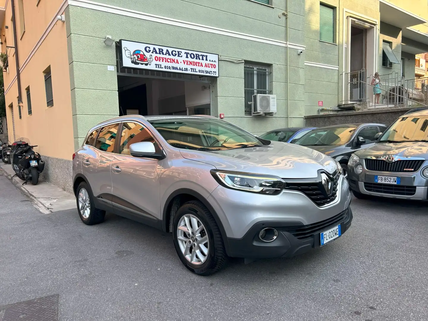 Renault Kadjar dCi 8V 110CV Energy Intens DISTRIBUZIONE NUOVA Grigio - 1