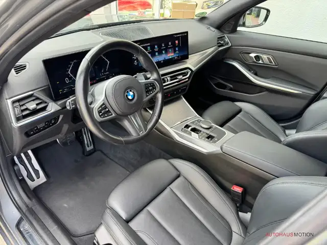 BMW 3 Series view 9