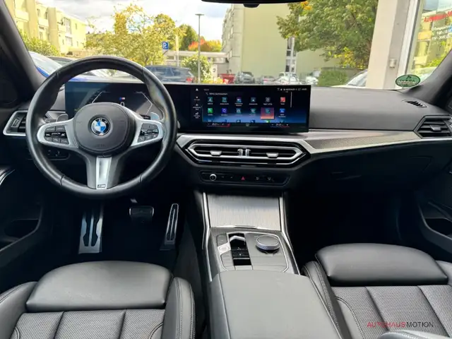 BMW 3 Series view 12