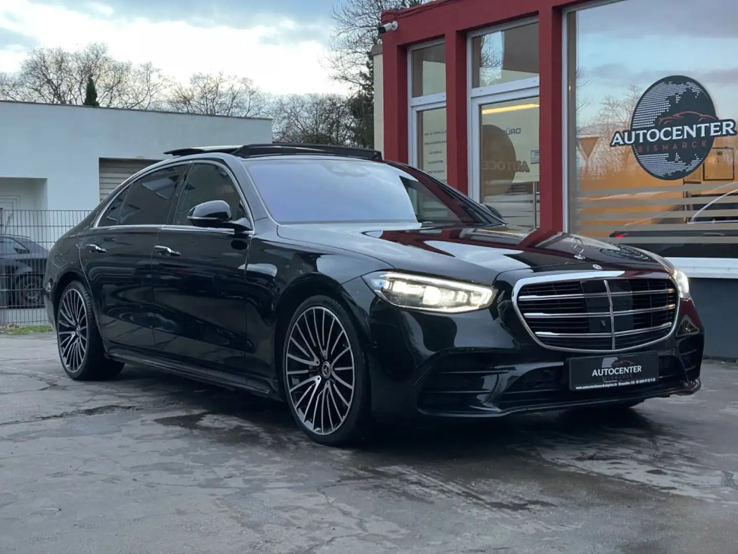 Mercedes-Benz S 350 S350d L AMG-LINE/PANO/NIGHT-PAKET/HUD/MASSAGE/TV Schwarz - 2