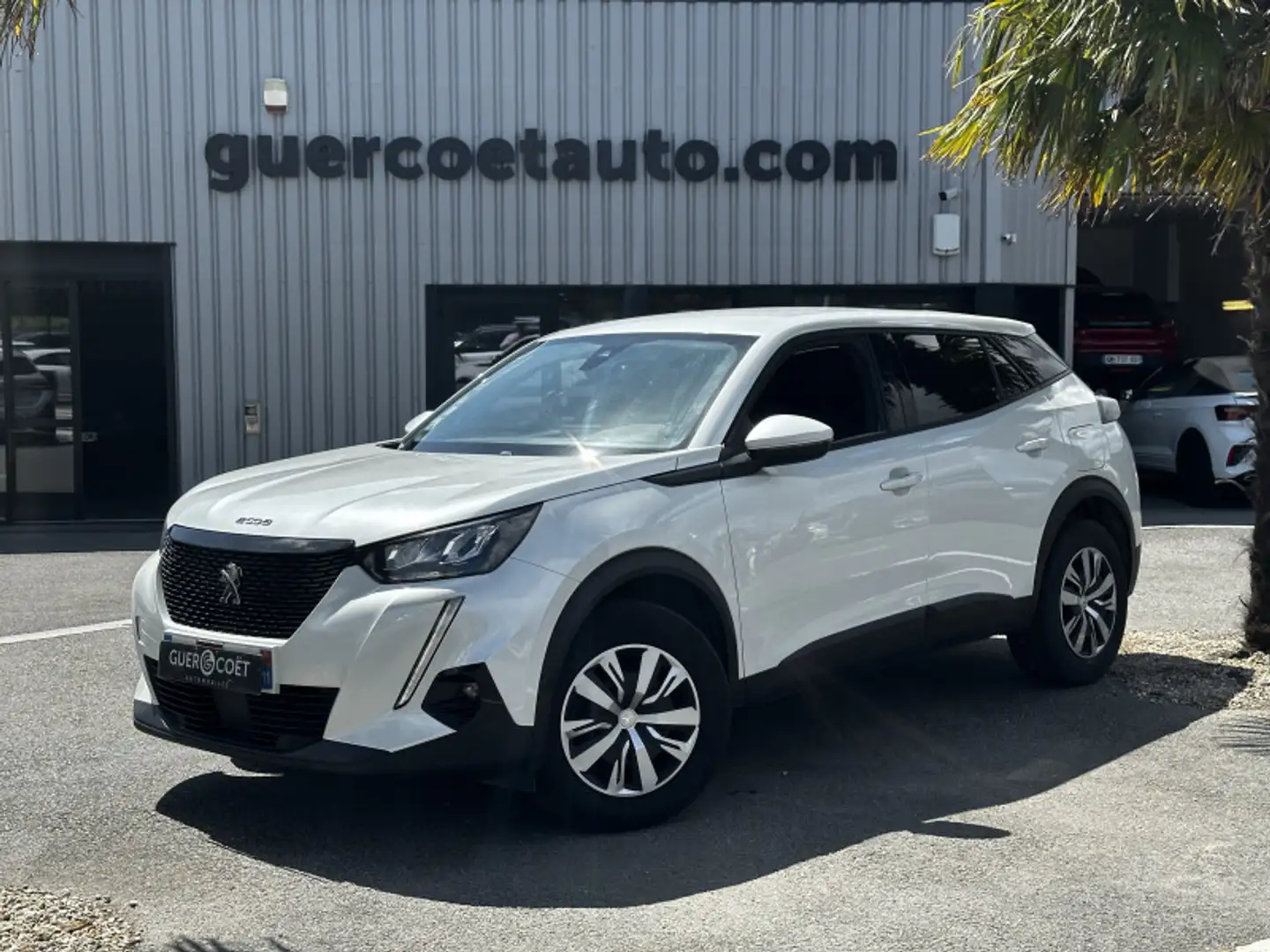 Peugeot 2008 1.2 PURETECH 100CH S\u0026S ACTIVE BUSINESS Blanc - 1