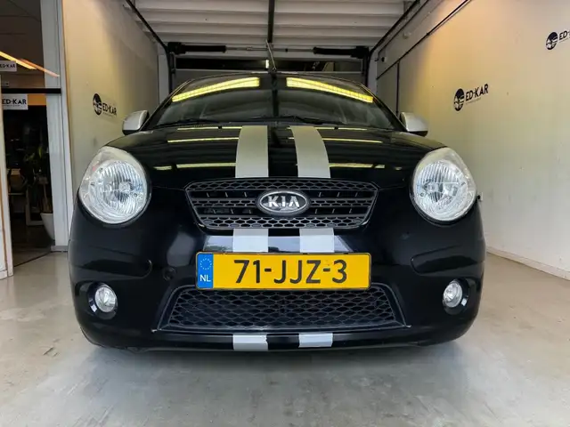 Kia Picanto view 3