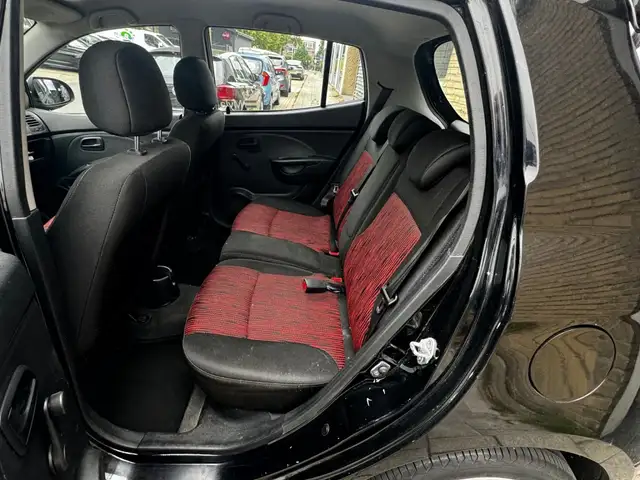 Kia Picanto view 11