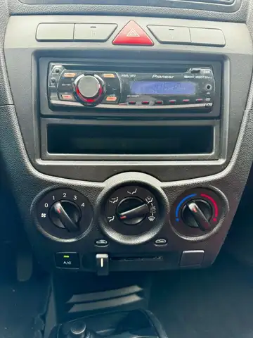 Kia Picanto view 2