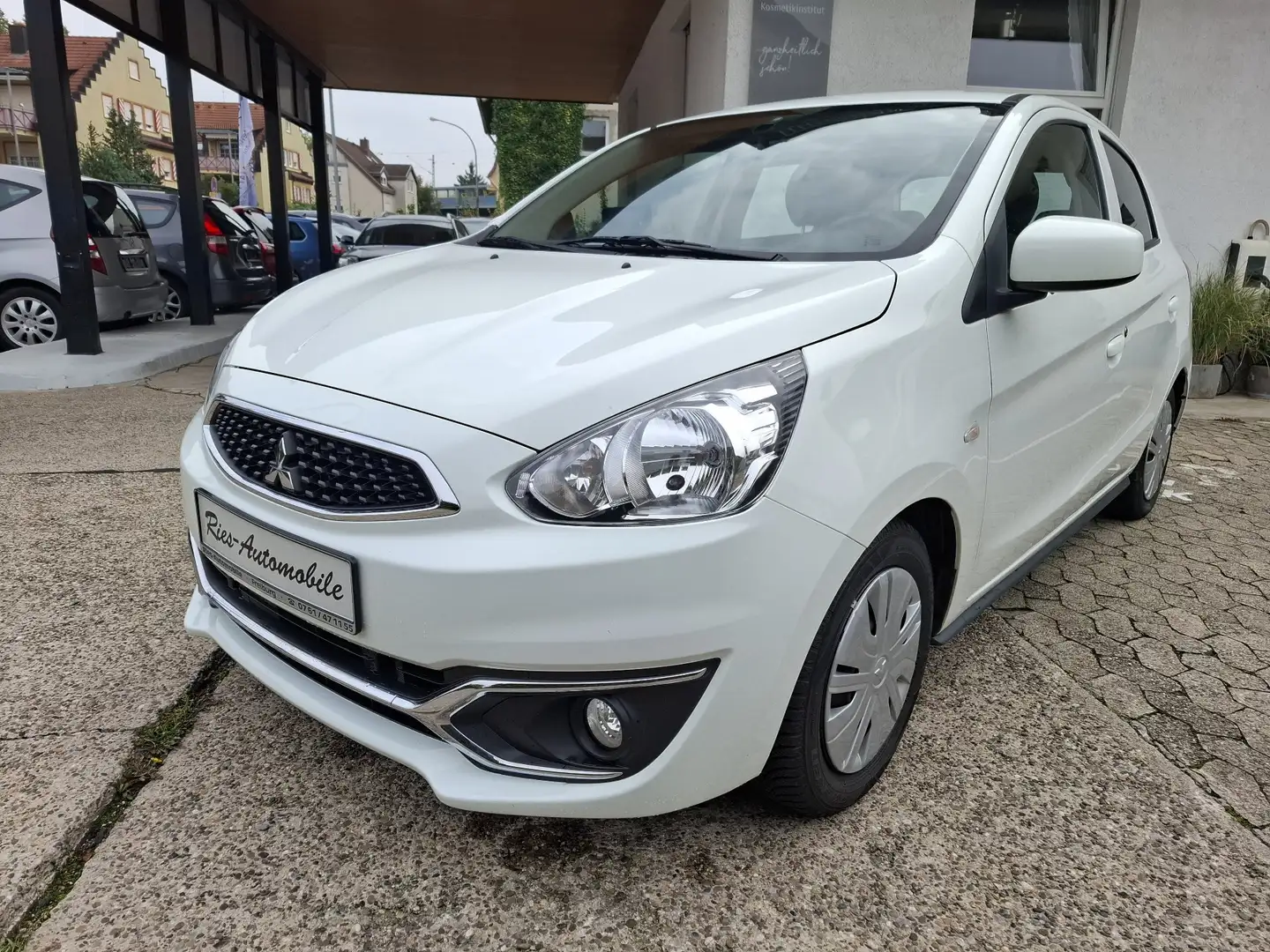 Mitsubishi Space Star Diamant Edition Weiß - 2