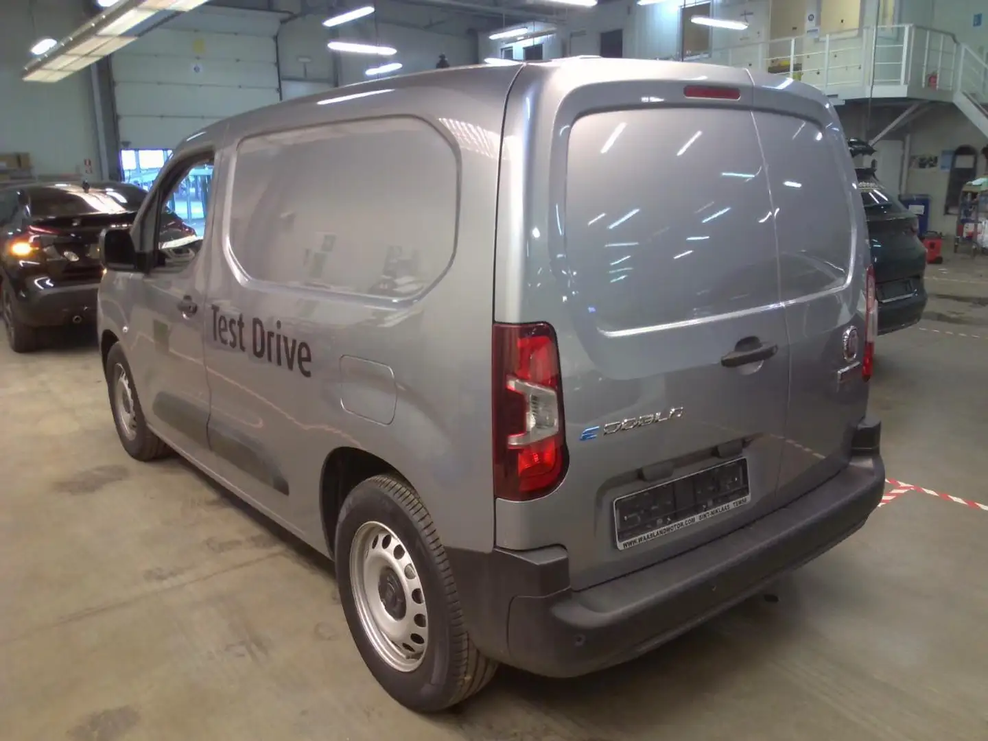 Fiat Doblo 3054 Heavy 50 KWh L1 Van Gris - 2
