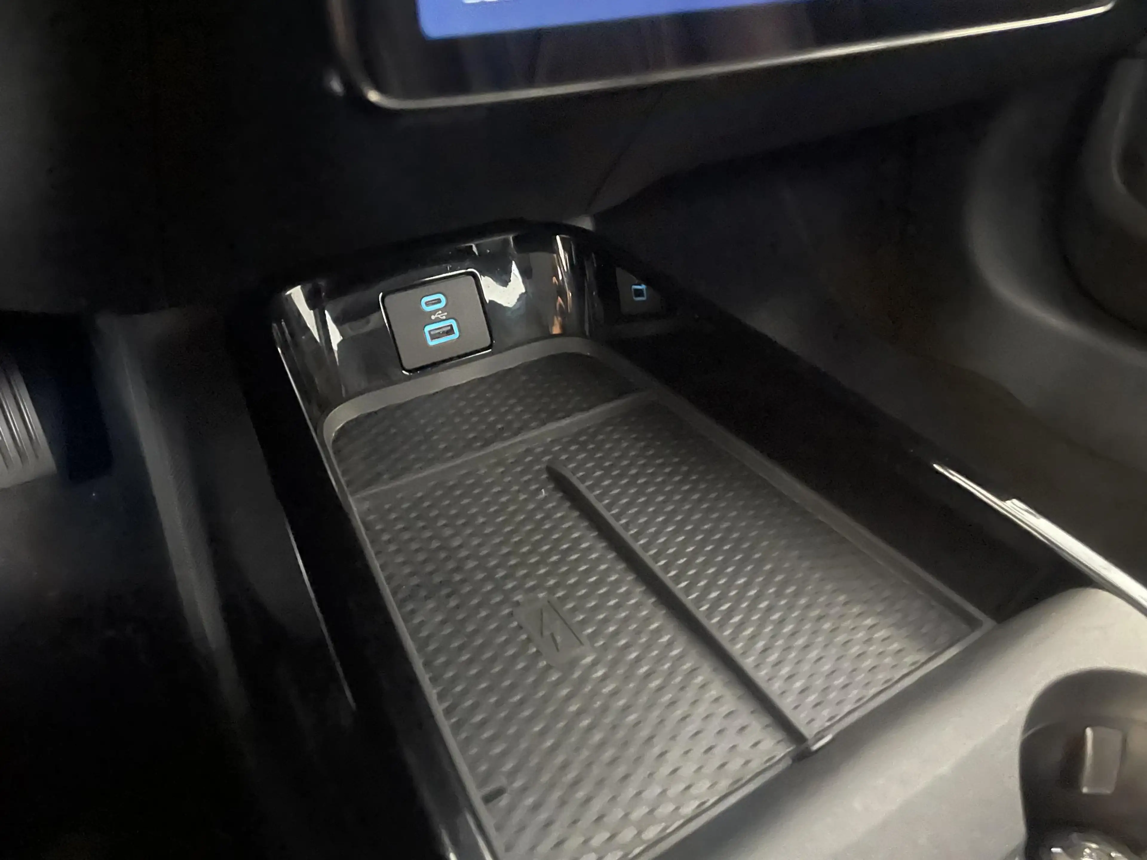 Ford Mustang Mach-E Extended RWD 98 kWh | B&O AUDIO | CARPLAY | SOH 94 — photo 31