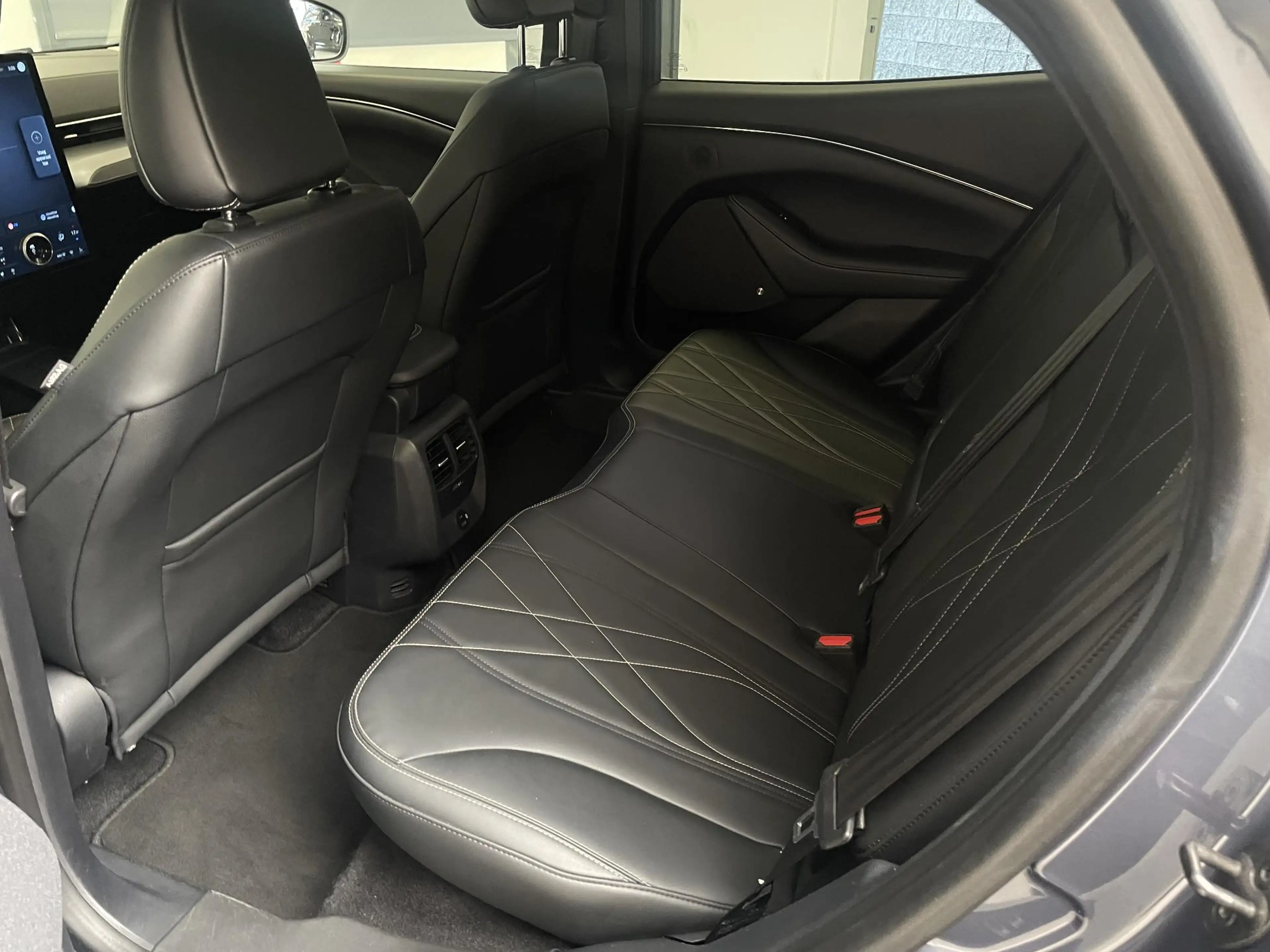 Ford Mustang Mach-E Extended RWD 98 kWh | B&O AUDIO | CARPLAY | SOH 94 — photo 28