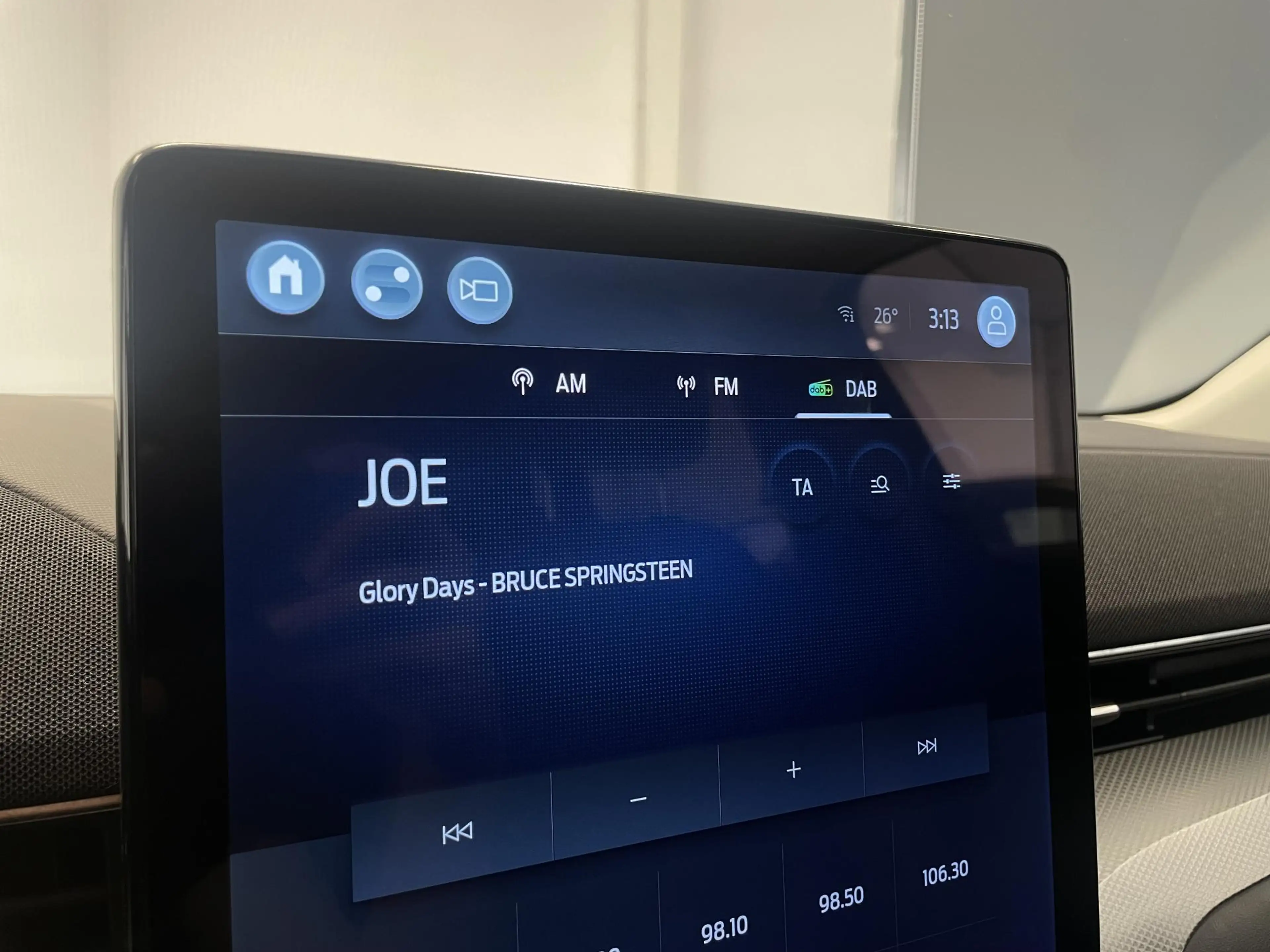Ford Mustang Mach-E Extended RWD 98 kWh | B&O AUDIO | CARPLAY | SOH 94 — photo 38
