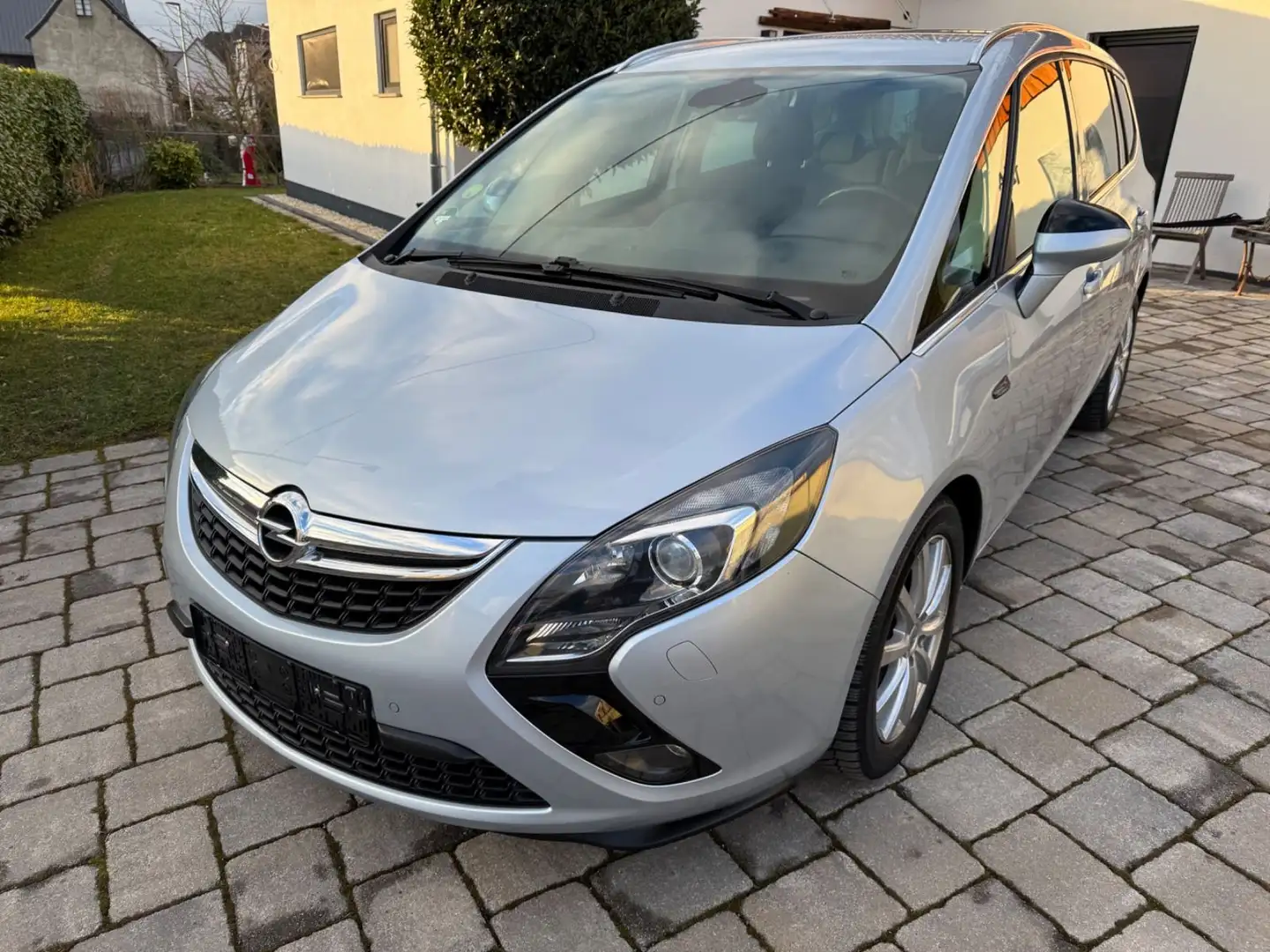 Opel Zafira Tourer Business Innovation 2.0 CDTi Motor Argintiu - 1