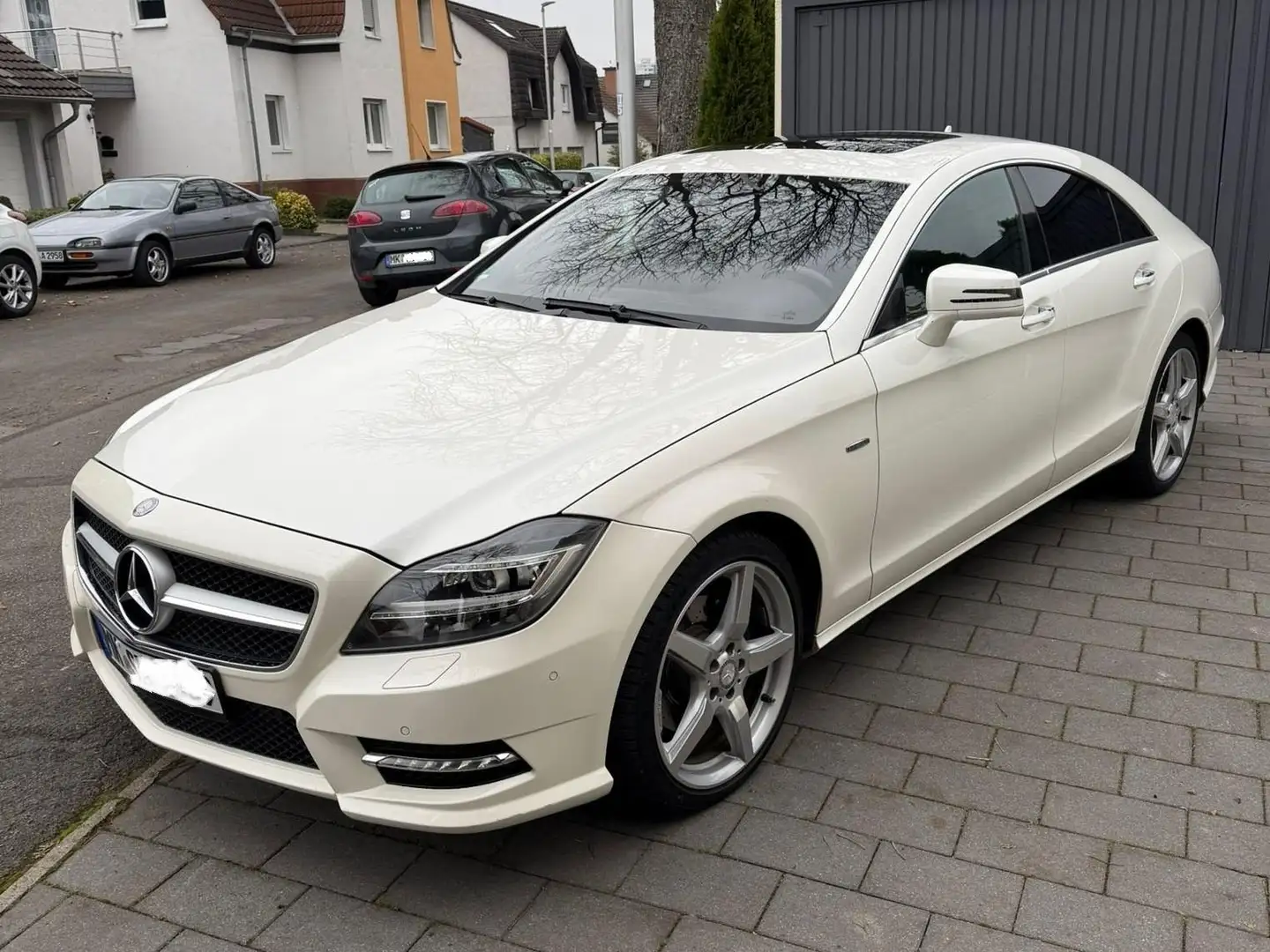 Mercedes-Benz CLS 350 CLS 350 CDI DPF BlueEFFICIENCY 7G-TRONIC Edition 1 Alb - 2