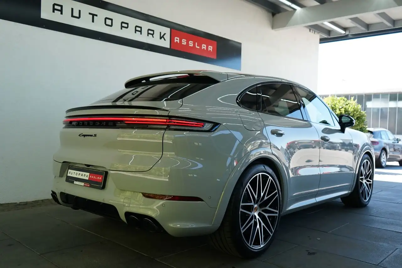Porsche Cayenne Coupe S E-Hybrid Black Edition/Kreide/22 4