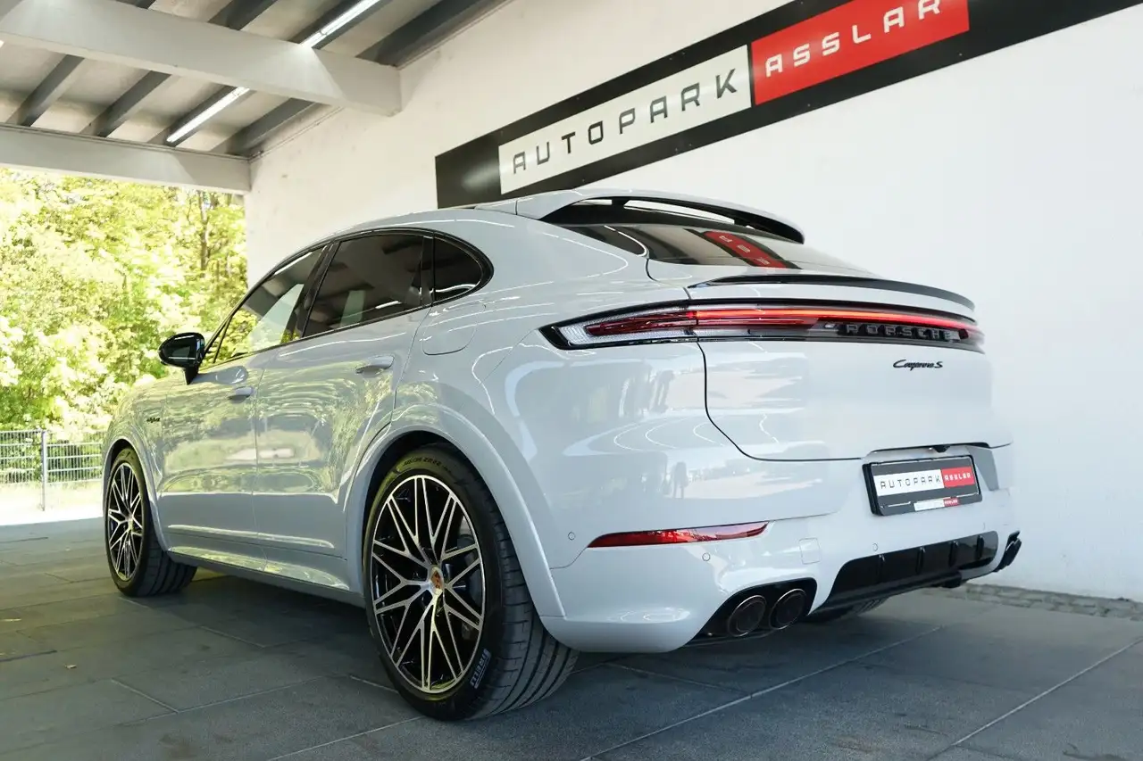 Porsche Cayenne Coupe S E-Hybrid Black Edition/Kreide/22 5