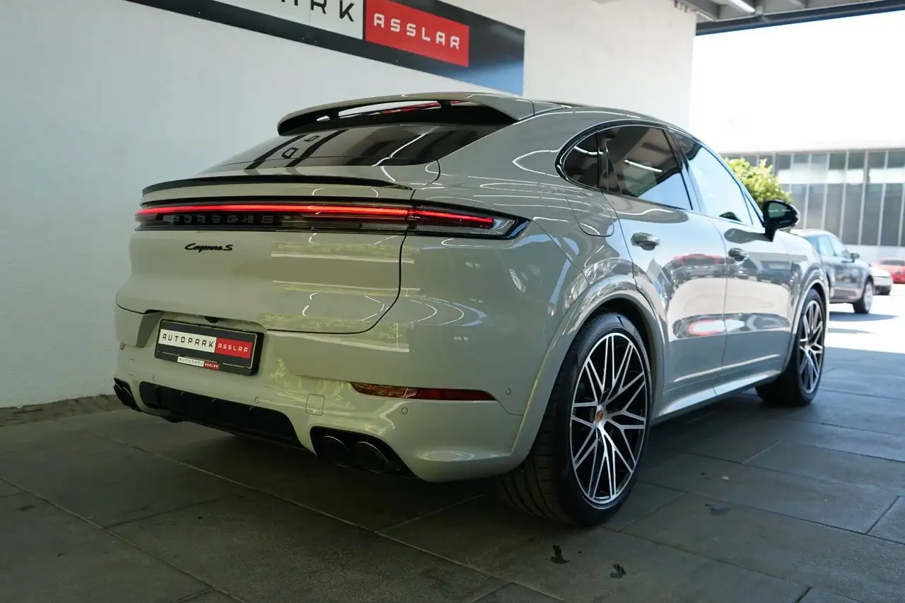 Porsche Cayenne Coupe S E-Hybrid Black Edition/Kreide/22 2