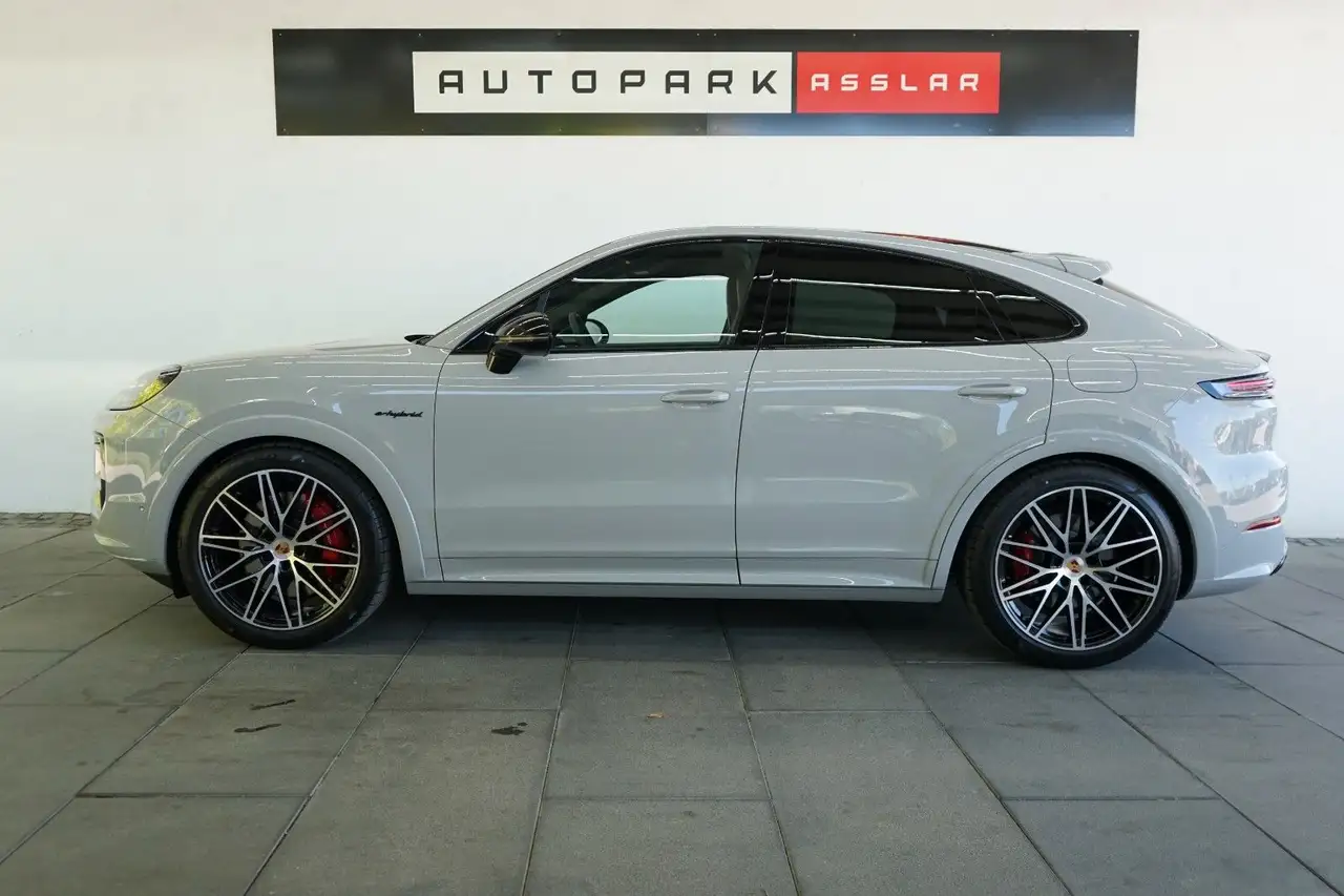 Porsche Cayenne Coupe S E-Hybrid Black Edition/Kreide/22 6