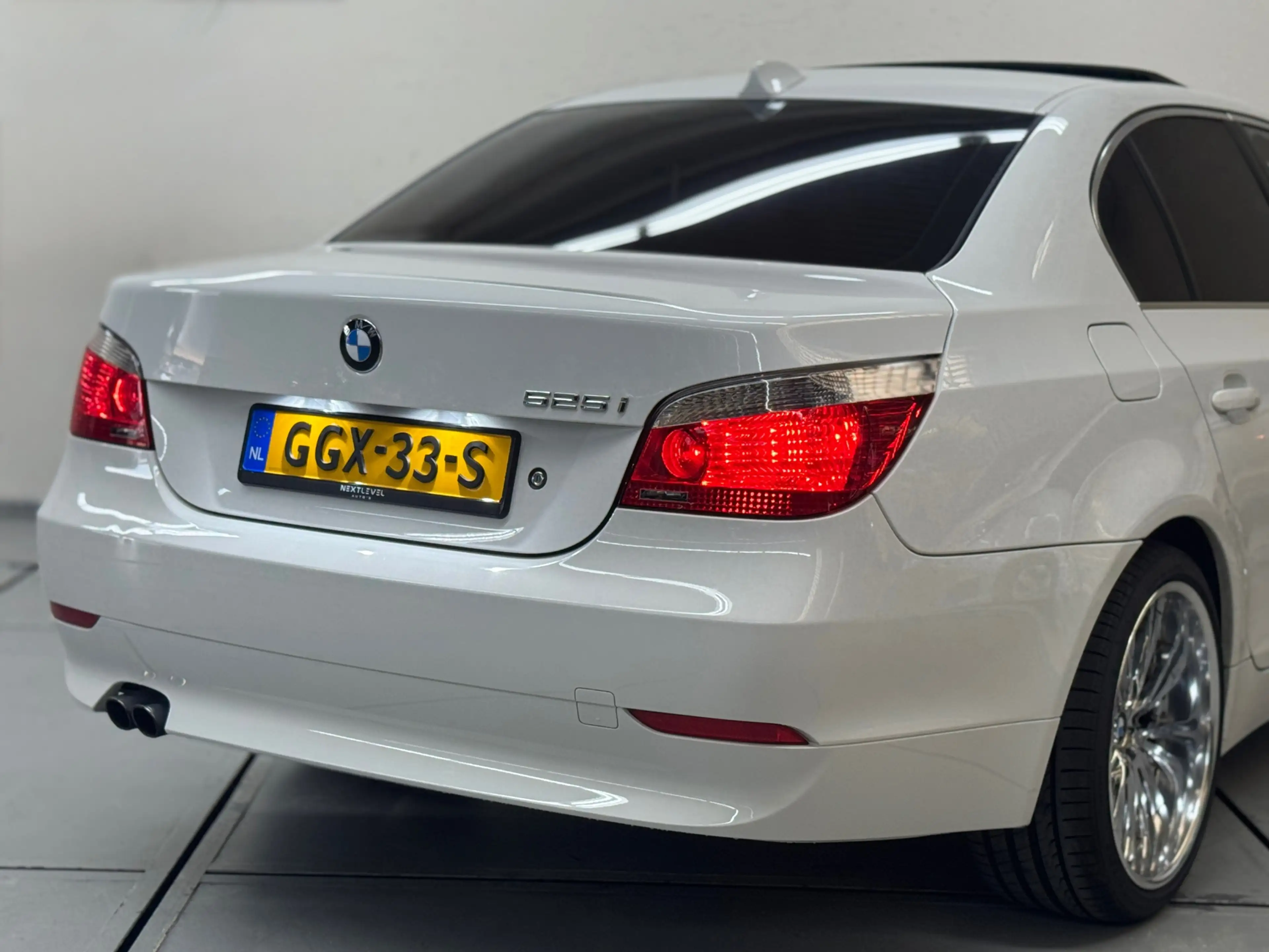 BMW 525 5-serie 525i High Executive AUT UNIEK 61.000KM — photo 9