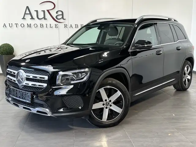 Mercedes-Benz GLB 220