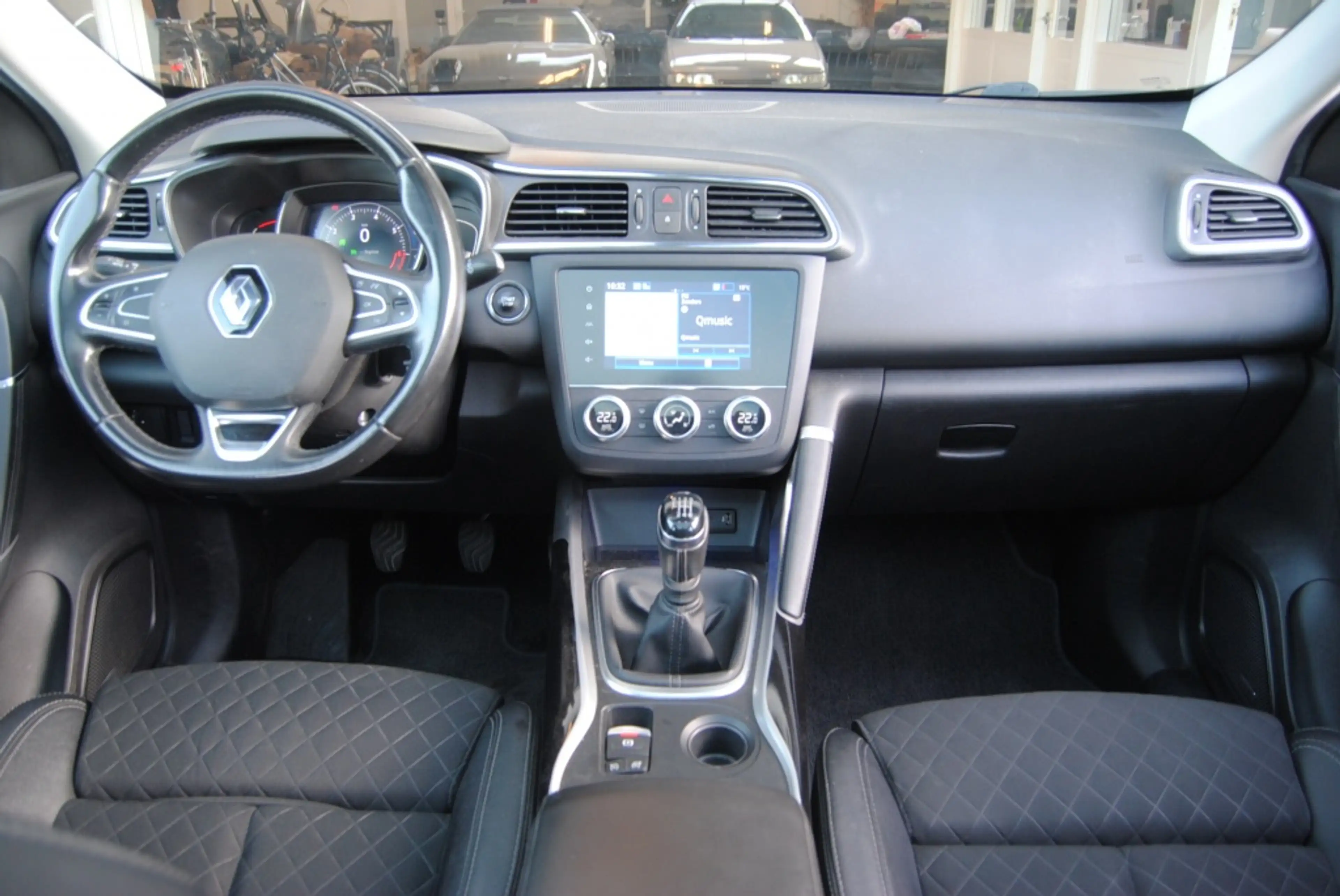 Renault Kadjar 1.3 TCe Intens — photo 3