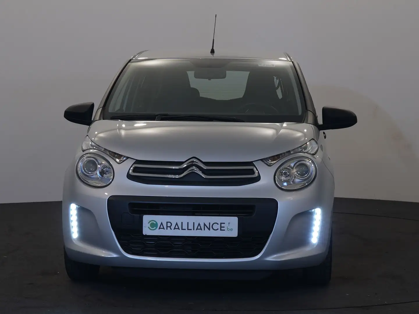 Citroen C1 II Live 1.0VTI|1erProp|Faible*KM*|Bluetooth| Gris - 2