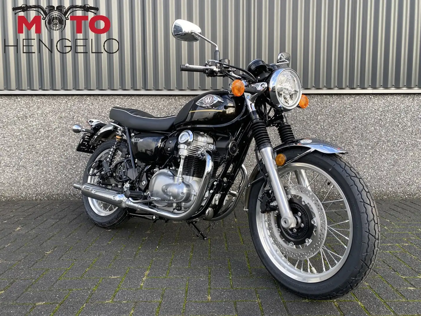 Kawasaki W 800 Noir - 2